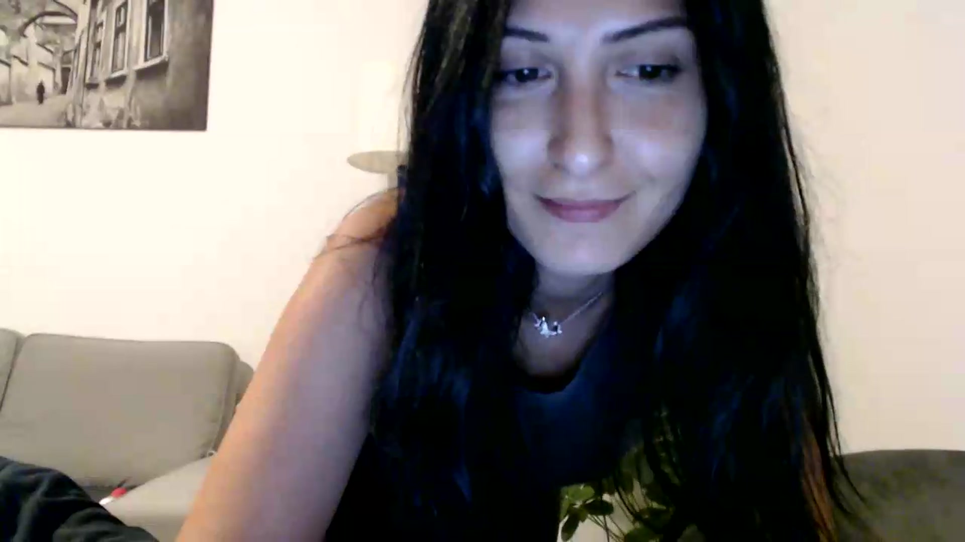Gallery image thumbnail from Yara_77's myfreecams stream on, 06/08/2026, 18:49 image 8 of 20