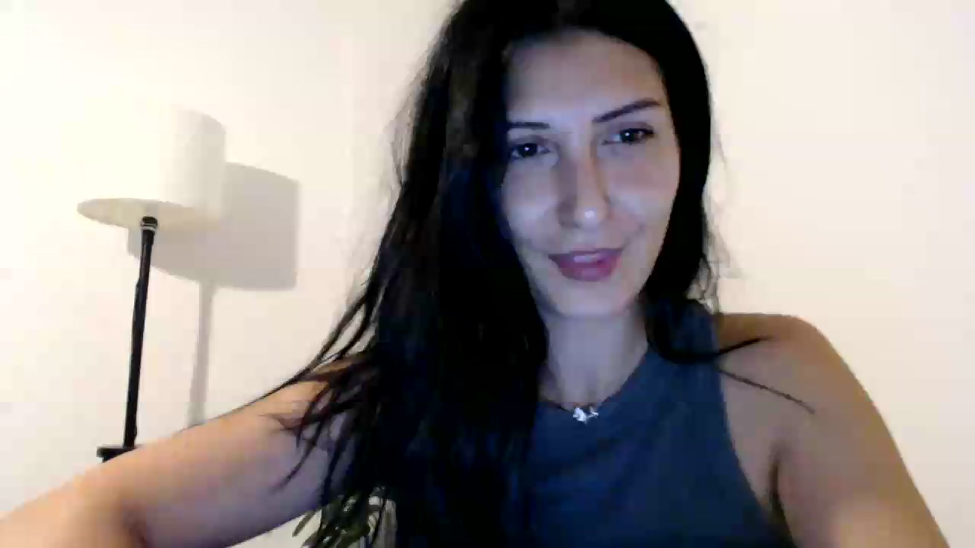 Gallery image thumbnail from Yara_77's myfreecams stream on, 06/08/2026, 18:49 image 11 of 20