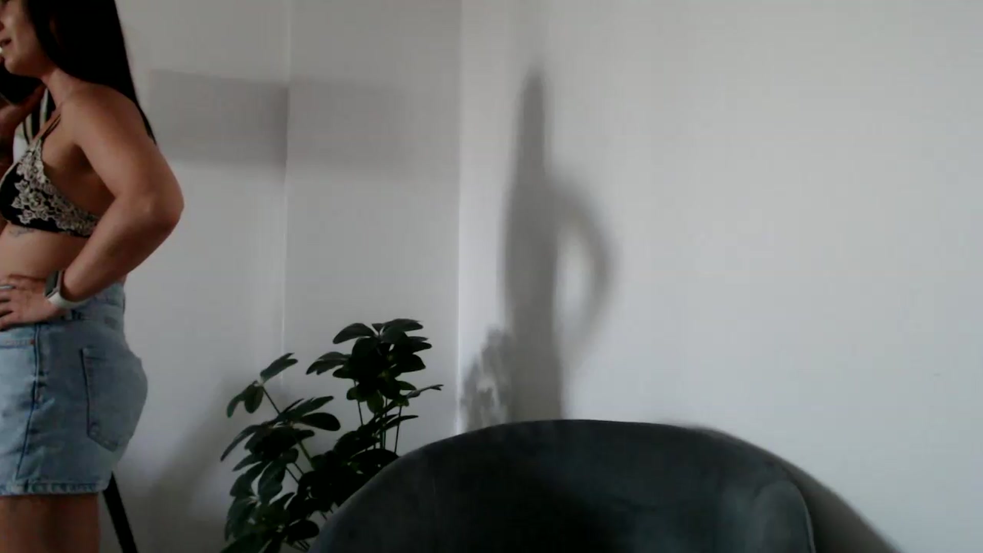 Gallery image thumbnail from Yara_77's myfreecams stream on, 06/10/2026, 15:09 image 20 of 20