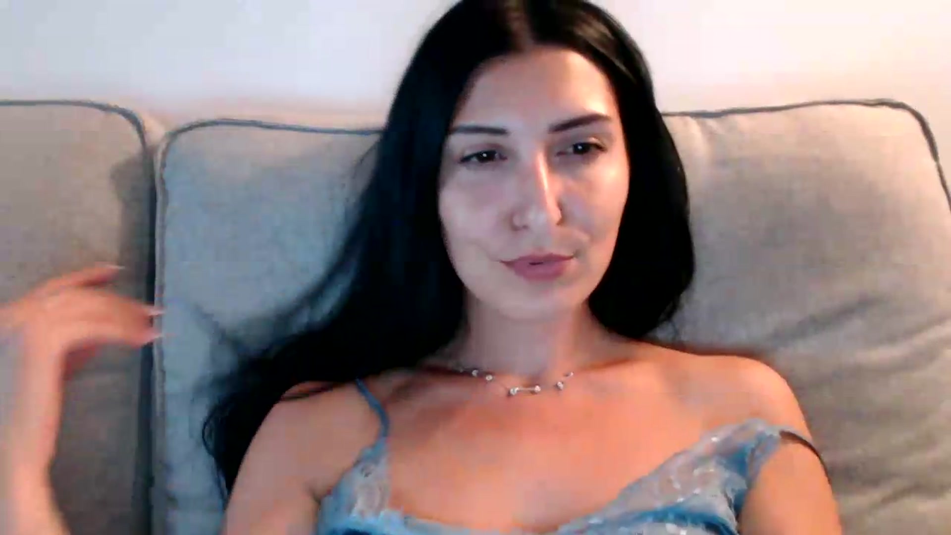 Gallery image thumbnail from Yara_77's myfreecams stream on, 06/11/2026, 17:12 image 3 of 20