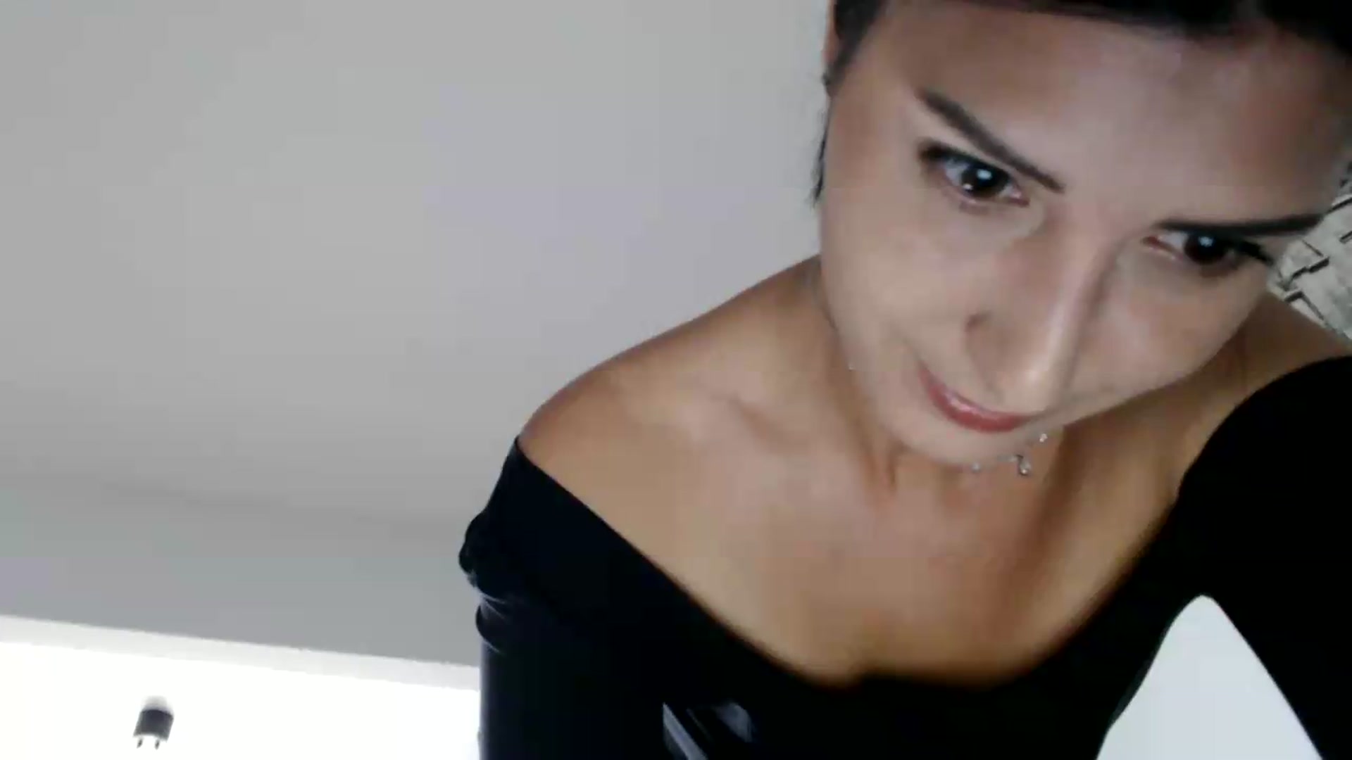 Gallery image thumbnail from Yara_77's myfreecams stream on, 06/12/2026, 09:42 image 8 of 20