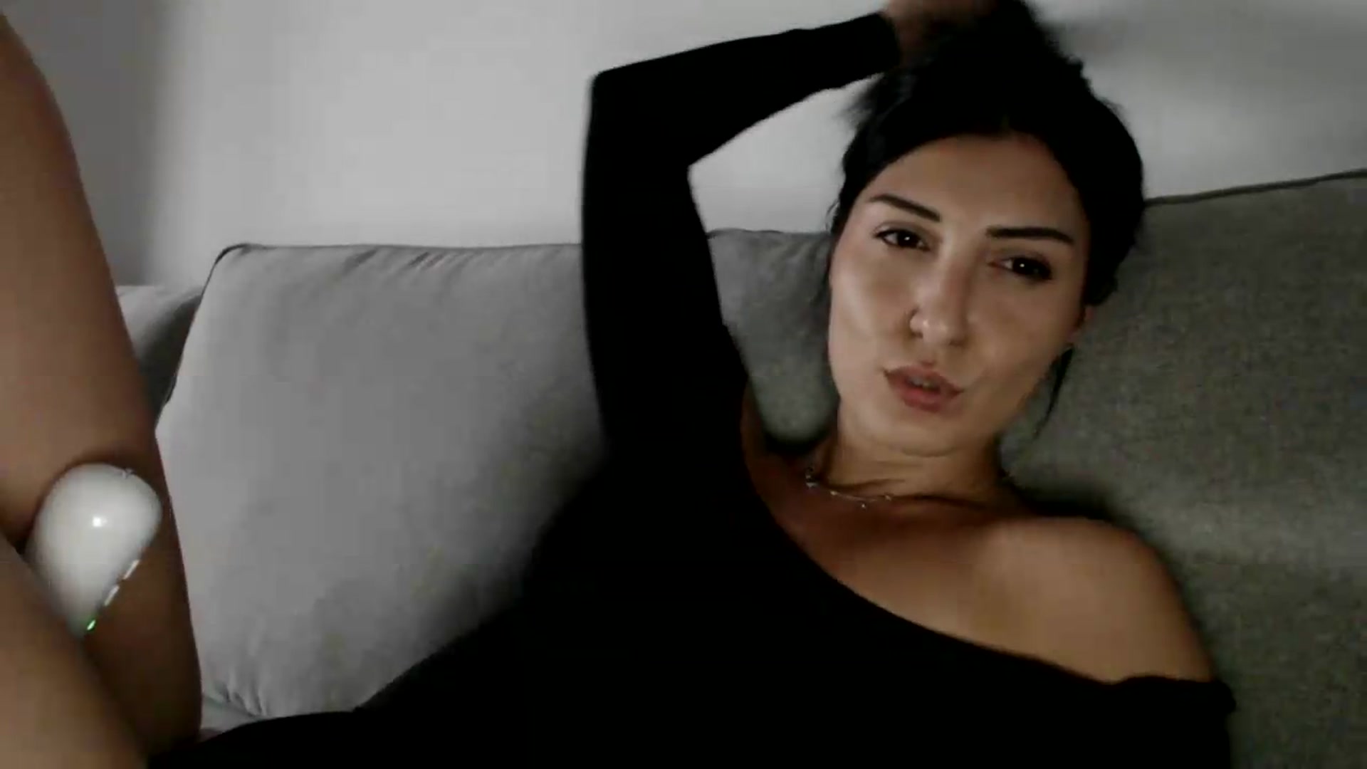 Gallery image thumbnail from Yara_77's myfreecams stream on, 06/12/2026, 09:42 image 14 of 20