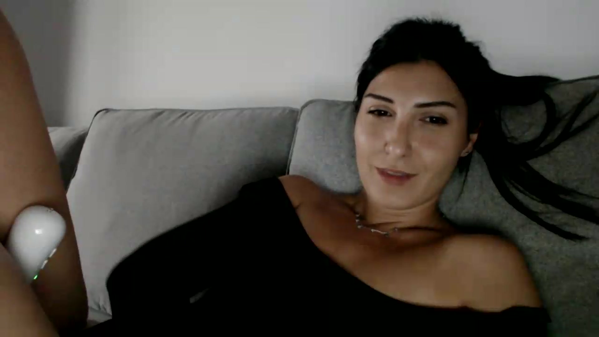Gallery image thumbnail from Yara_77's myfreecams stream on, 06/12/2026, 09:42 image 16 of 20