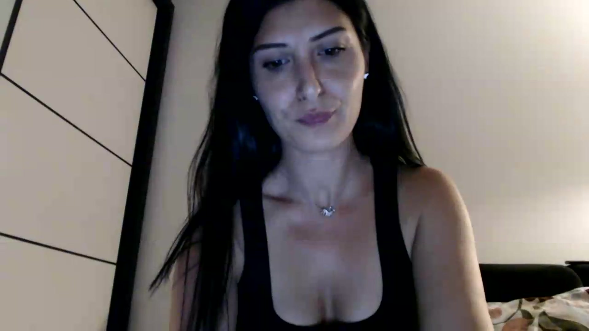 Gallery image thumbnail from Yara_77's myfreecams stream on, 06/18/2026, 18:46 image 18 of 20