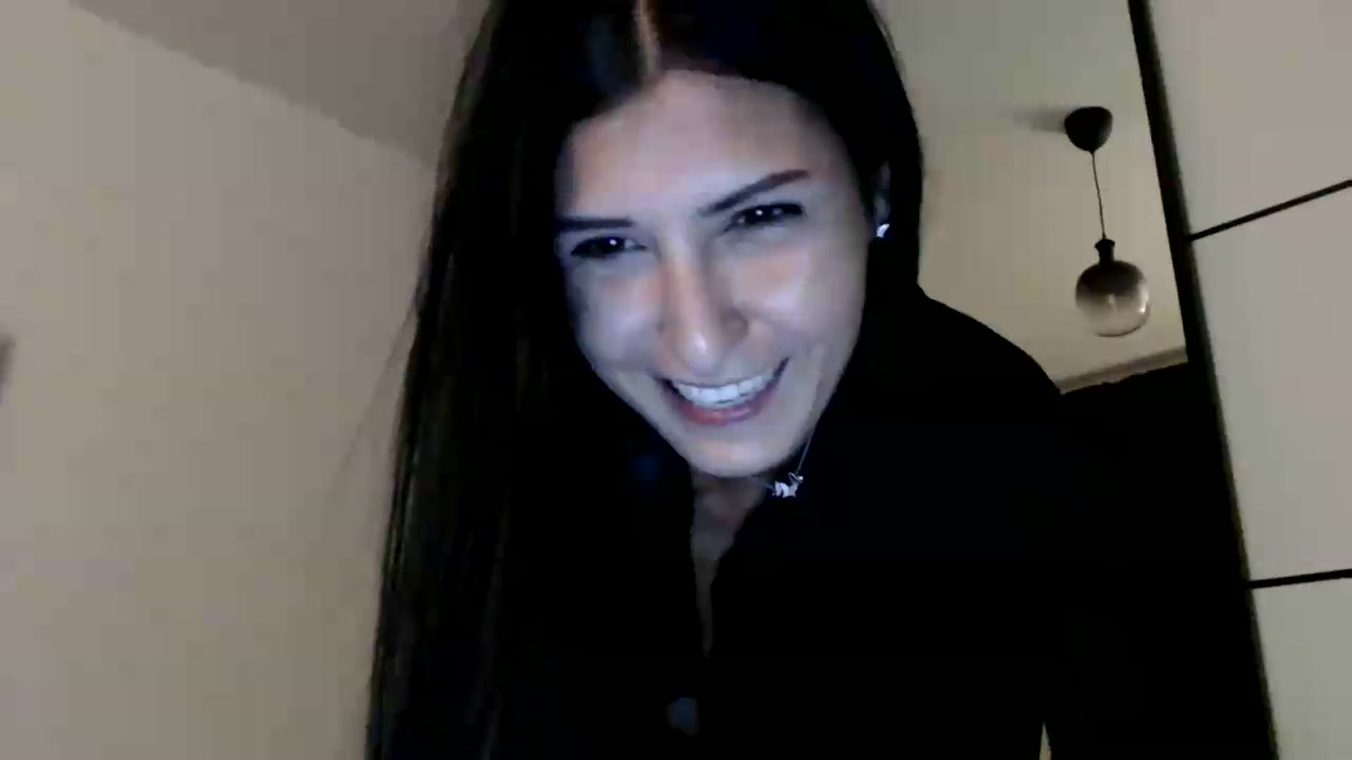 Gallery image thumbnail from Yara_77's myfreecams stream on, 06/18/2026, 19:32 image 18 of 20