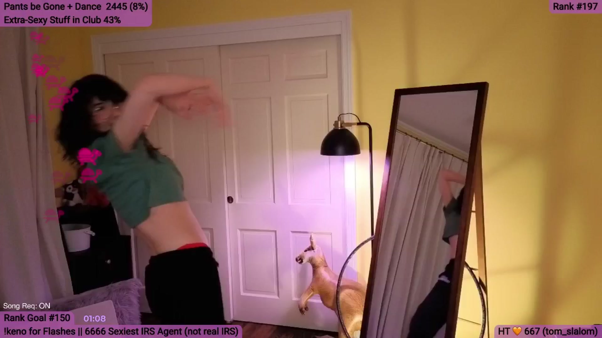 Gallery image thumbnail from Yarrow's myfreecams stream on, 04/16/2026, 04:27 image 11 of 20