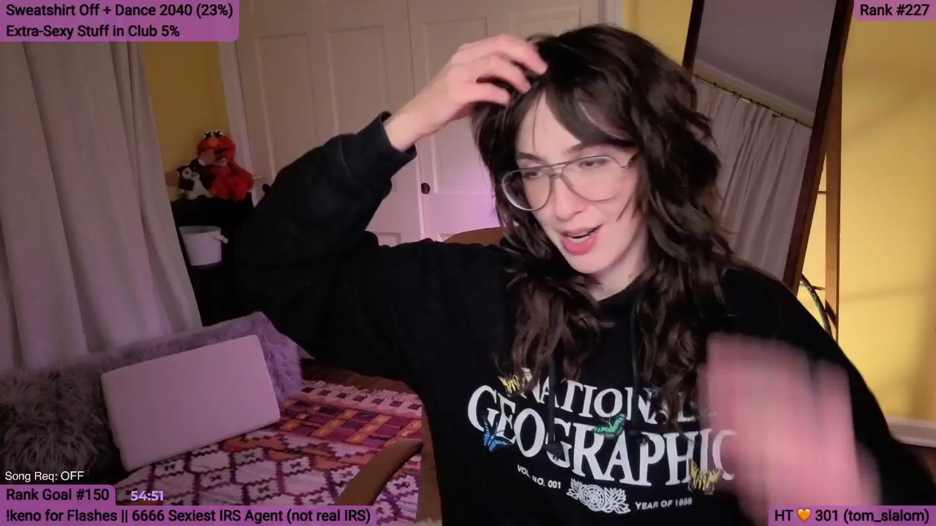 Gallery image thumbnail from Yarrow's myfreecams stream on, 04/16/2026, 04:27 image 2 of 20