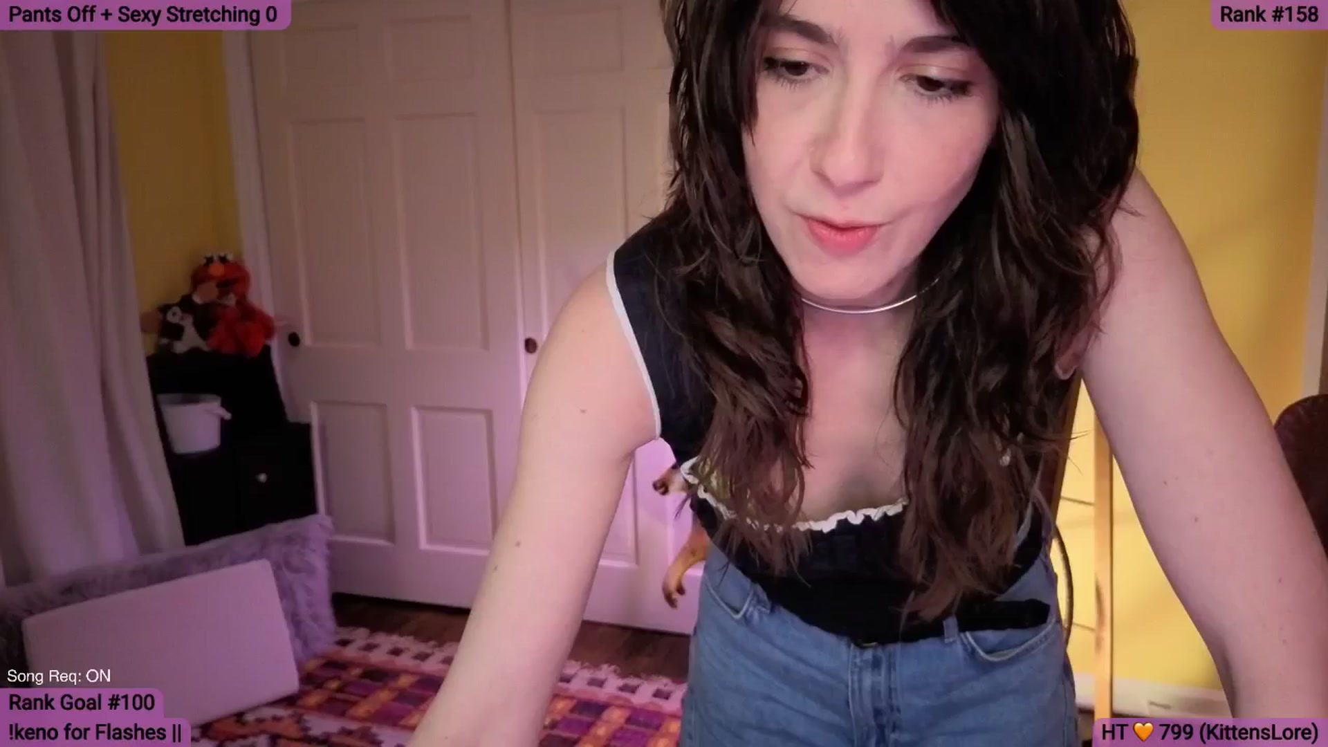 Gallery image thumbnail from Yarrow's myfreecams stream on, 04/25/2026, 04:32 image 11 of 20