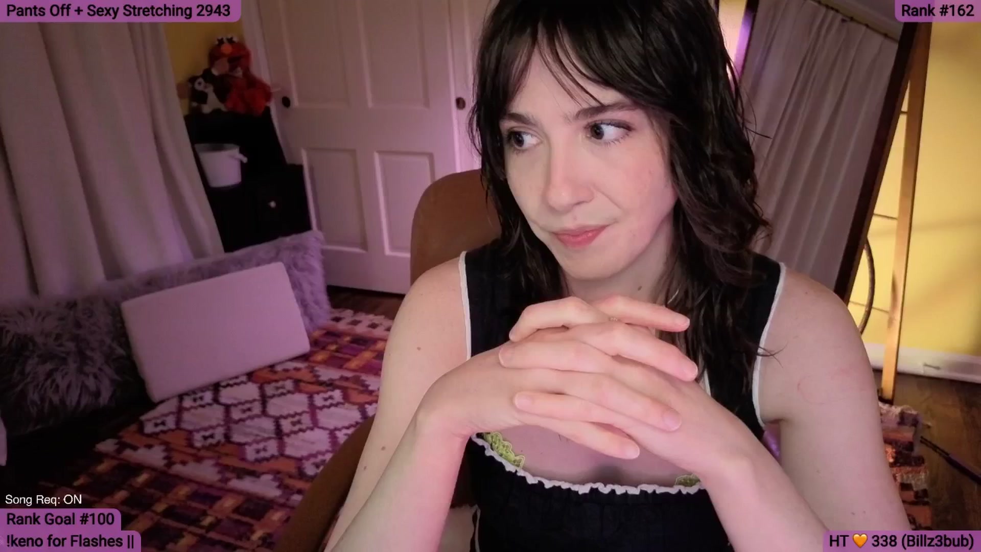Gallery image thumbnail from Yarrow's myfreecams stream on, 04/25/2026, 04:32 image 4 of 20
