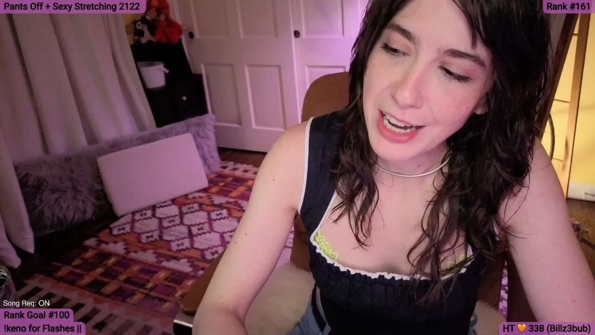 Gallery image thumbnail from Yarrow's myfreecams stream on, 04/25/2026, 04:32 image 7 of 20
