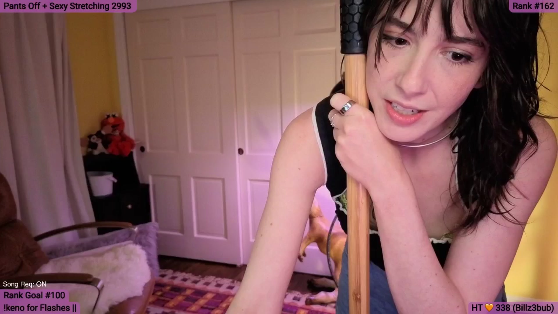 Gallery image thumbnail from Yarrow's myfreecams stream on, 04/25/2026, 04:32 image 2 of 20