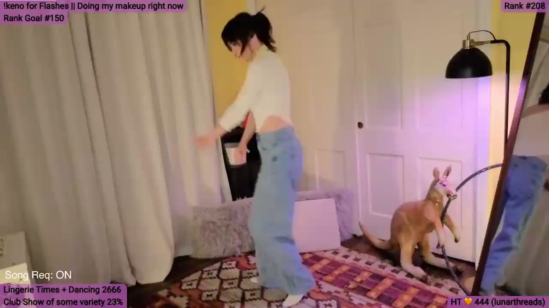 Gallery image thumbnail from Yarrow's myfreecams stream on, 05/10/2026, 04:39 image 18 of 20