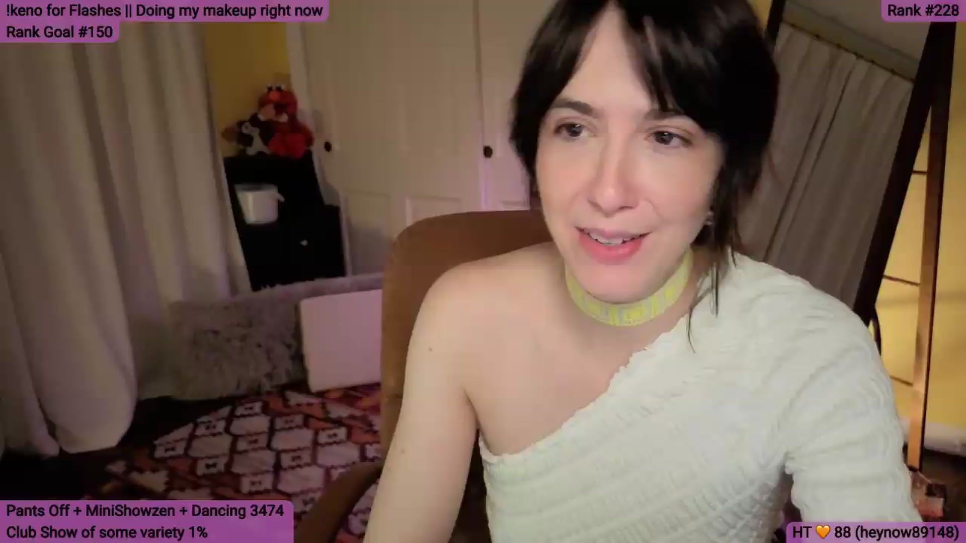 Gallery image thumbnail from Yarrow's myfreecams stream on, 05/10/2026, 04:39 image 1 of 20