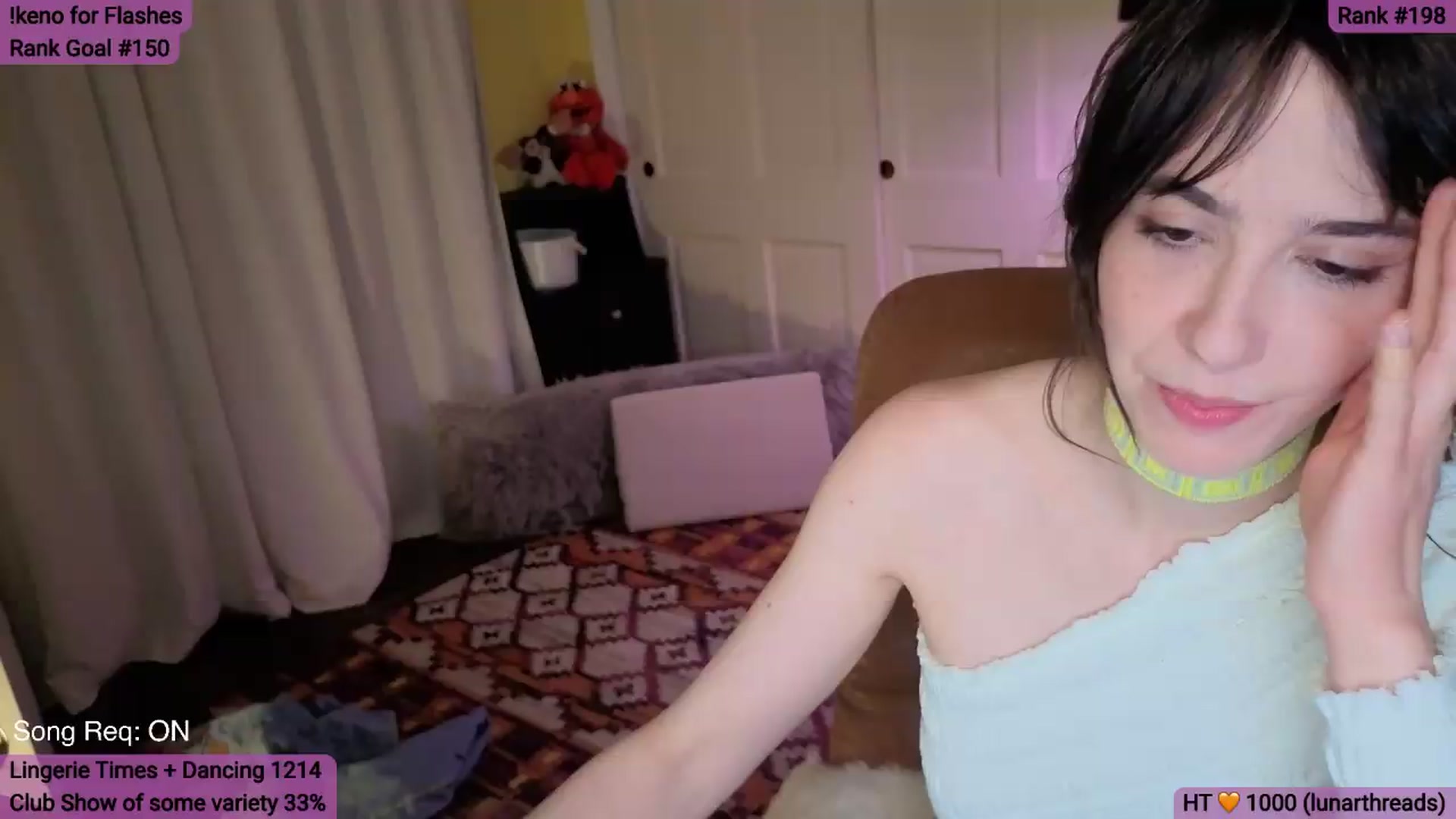 Gallery image thumbnail from Yarrow's myfreecams stream on, 05/10/2026, 05:16 image 3 of 20