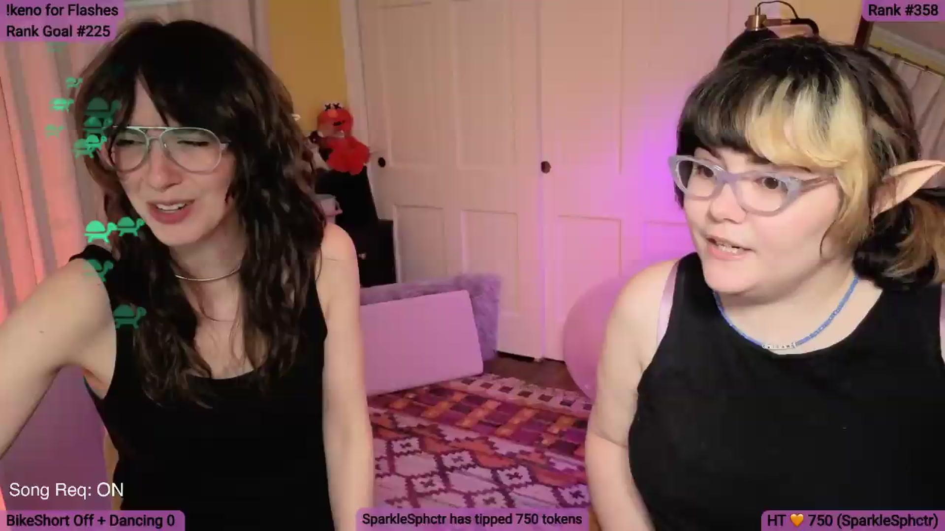 Gallery image thumbnail from Yarrow's myfreecams stream on, 05/16/2026, 04:11 image 9 of 20
