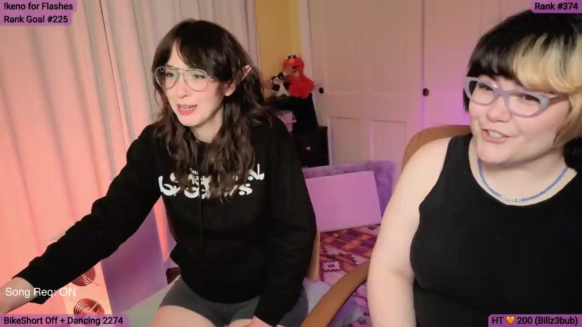 Gallery image thumbnail from Yarrow's myfreecams stream on, 05/16/2026, 04:11 image 2 of 20