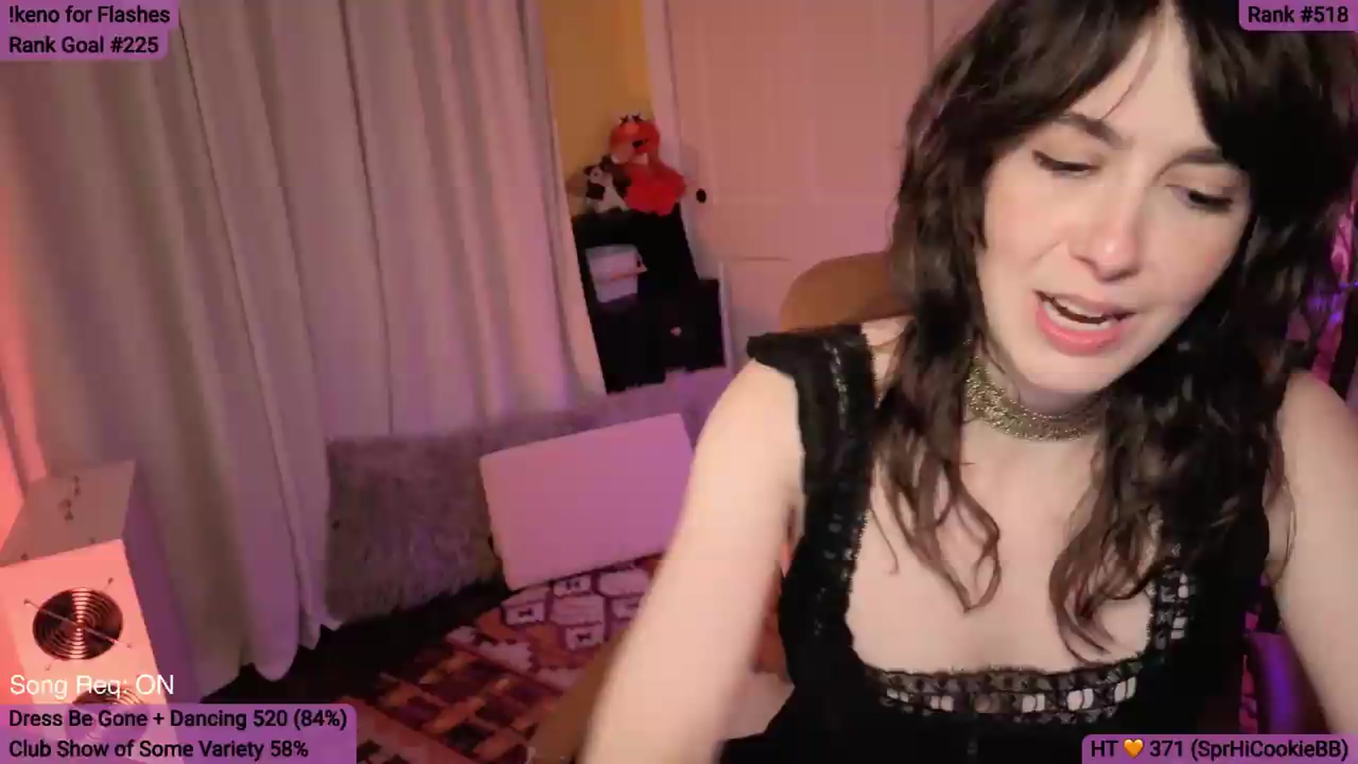 Gallery image thumbnail from Yarrow's myfreecams stream on, 05/28/2026, 04:37 image 15 of 20