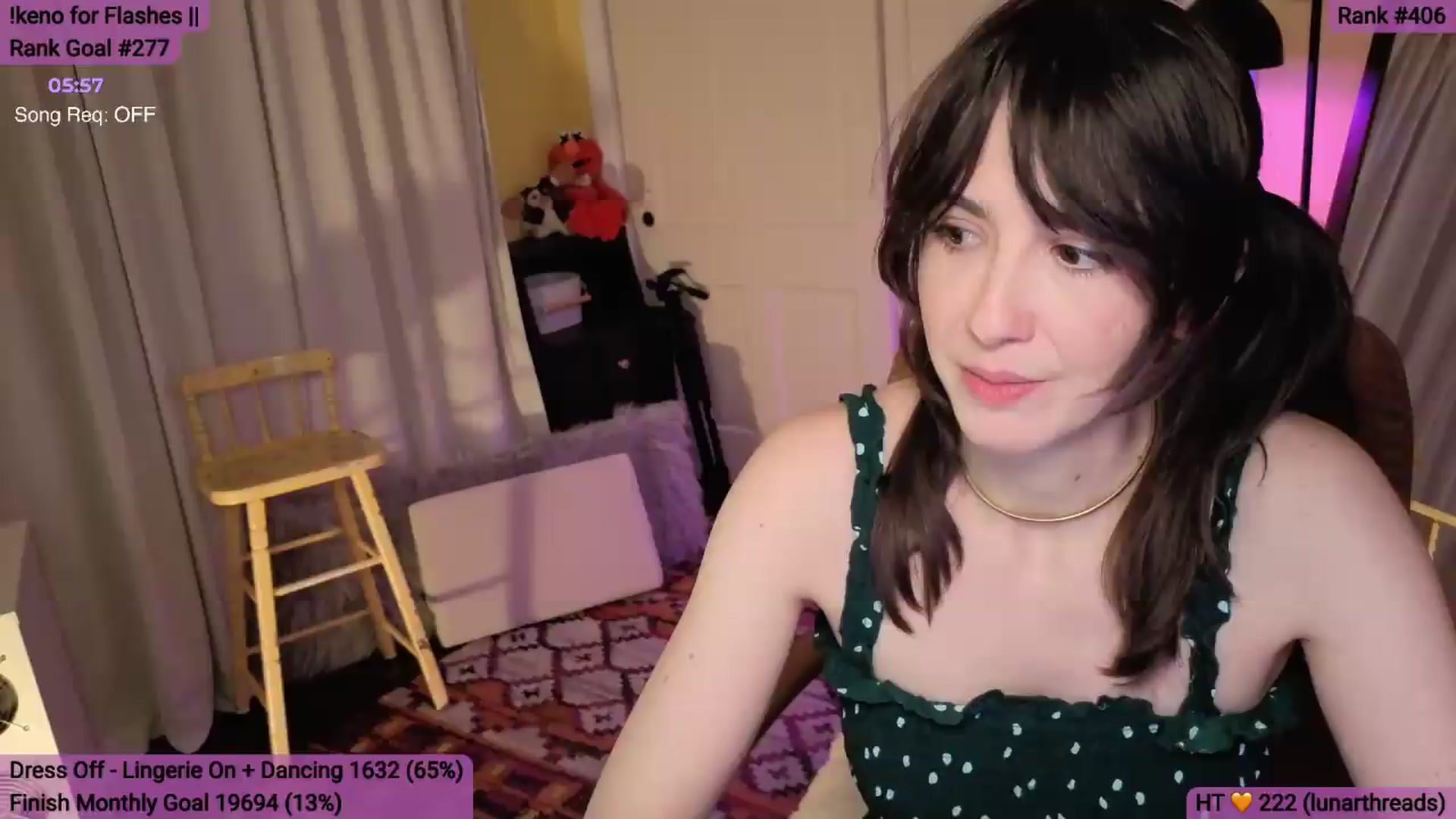 Gallery image thumbnail from Yarrow's myfreecams stream on, 05/31/2026, 04:33 image 12 of 20