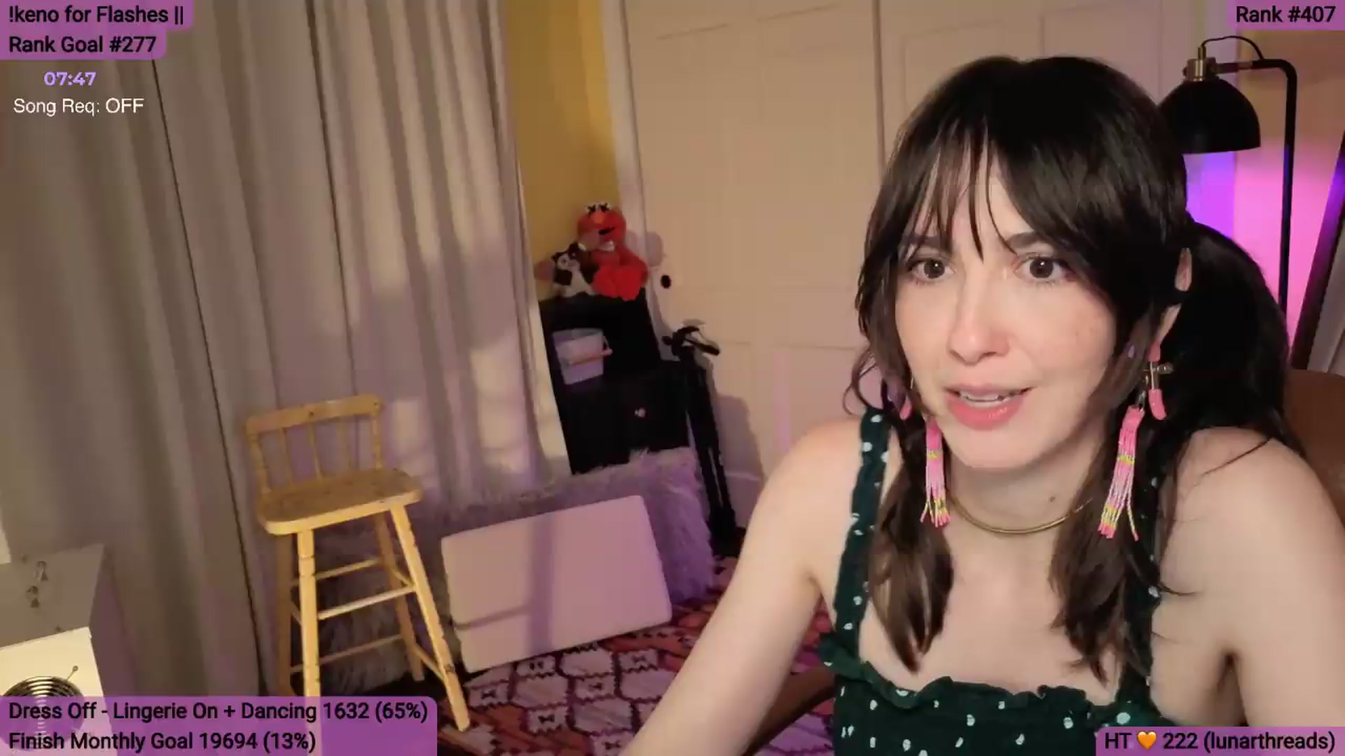 Gallery image thumbnail from Yarrow's myfreecams stream on, 05/31/2026, 04:33 image 10 of 20