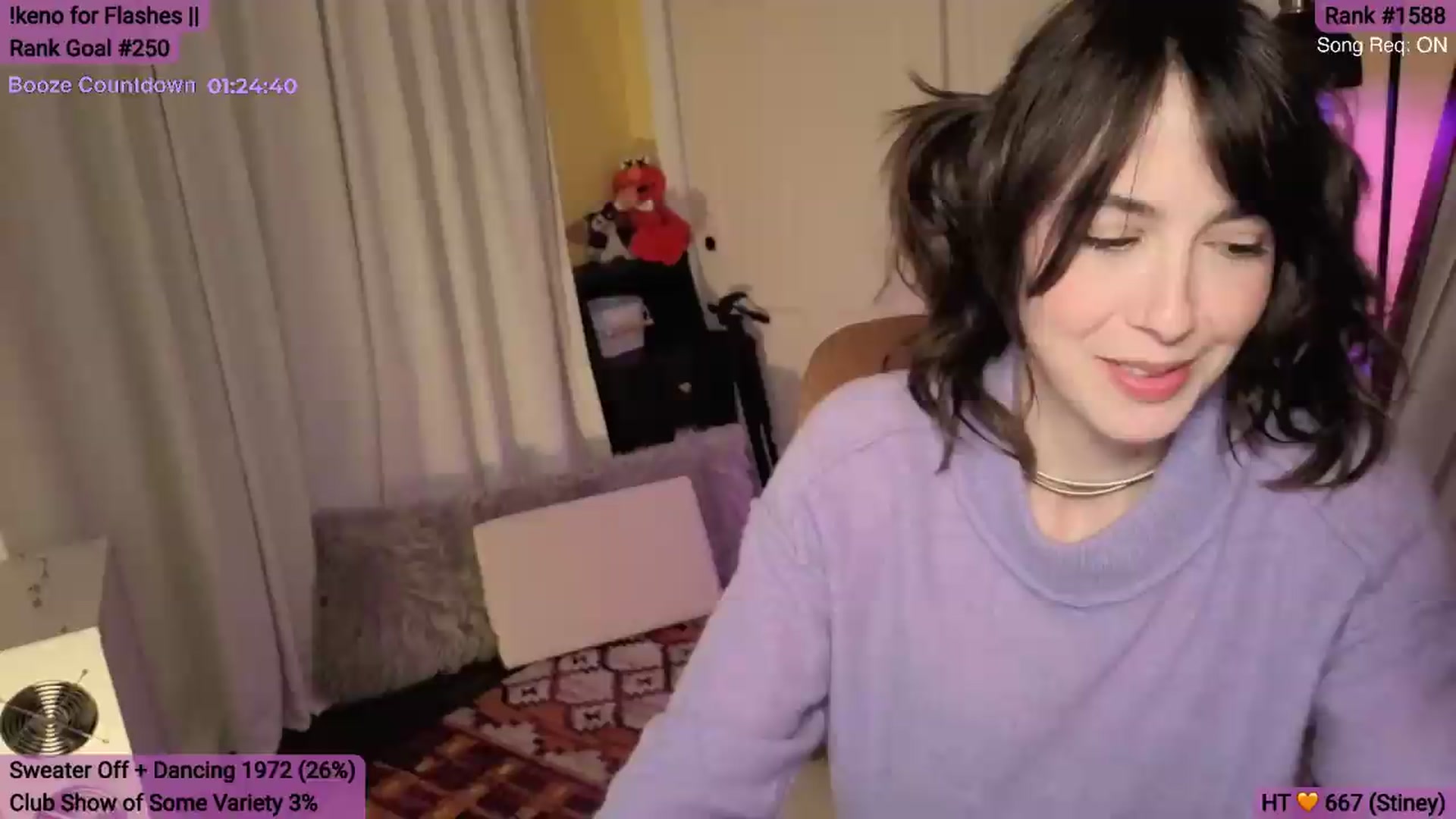 Gallery image thumbnail from Yarrow's myfreecams stream on, 06/06/2026, 05:28 image 3 of 20