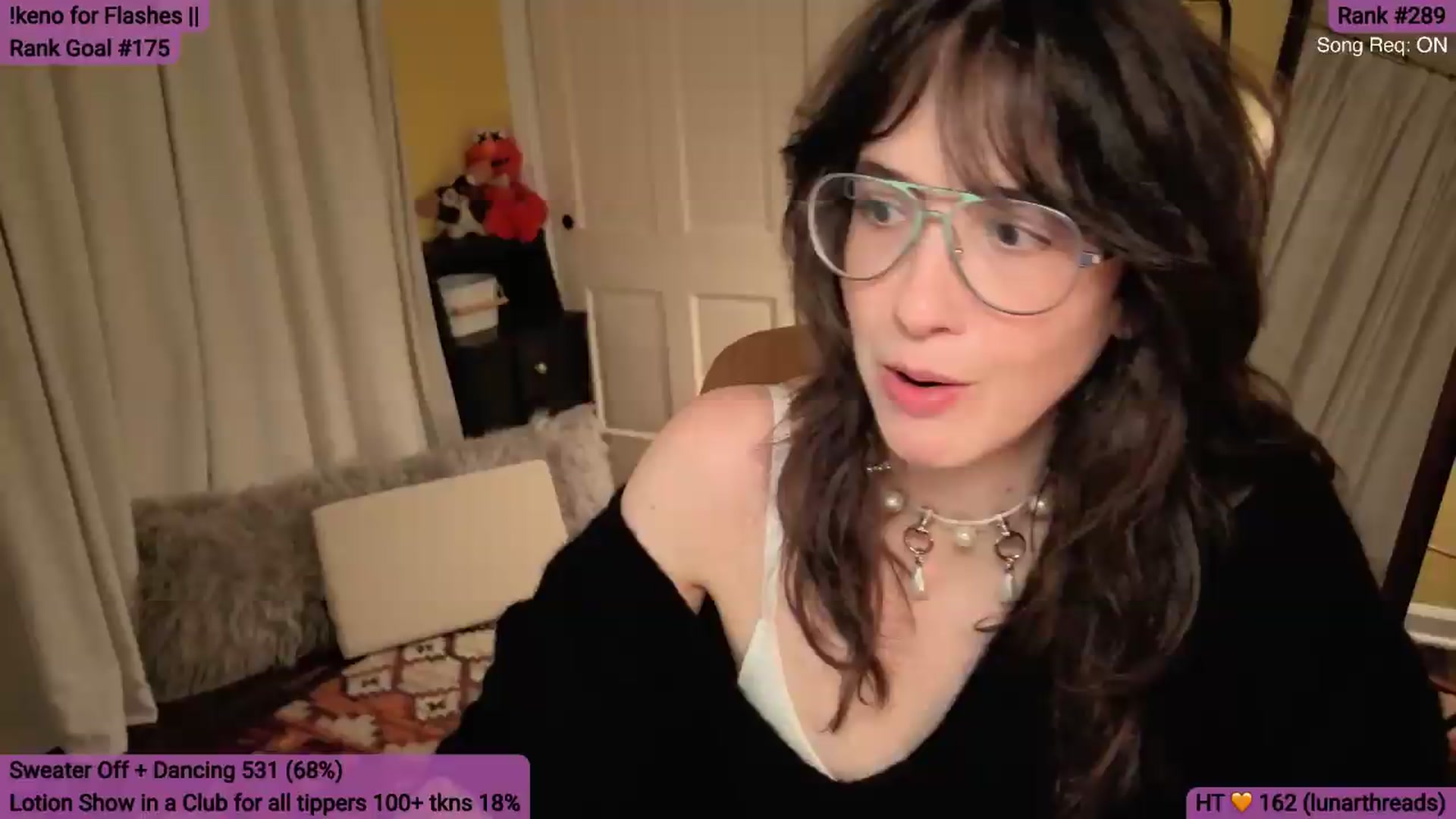 Gallery image thumbnail from Yarrow's myfreecams stream on, 06/11/2026, 04:06 image 7 of 20