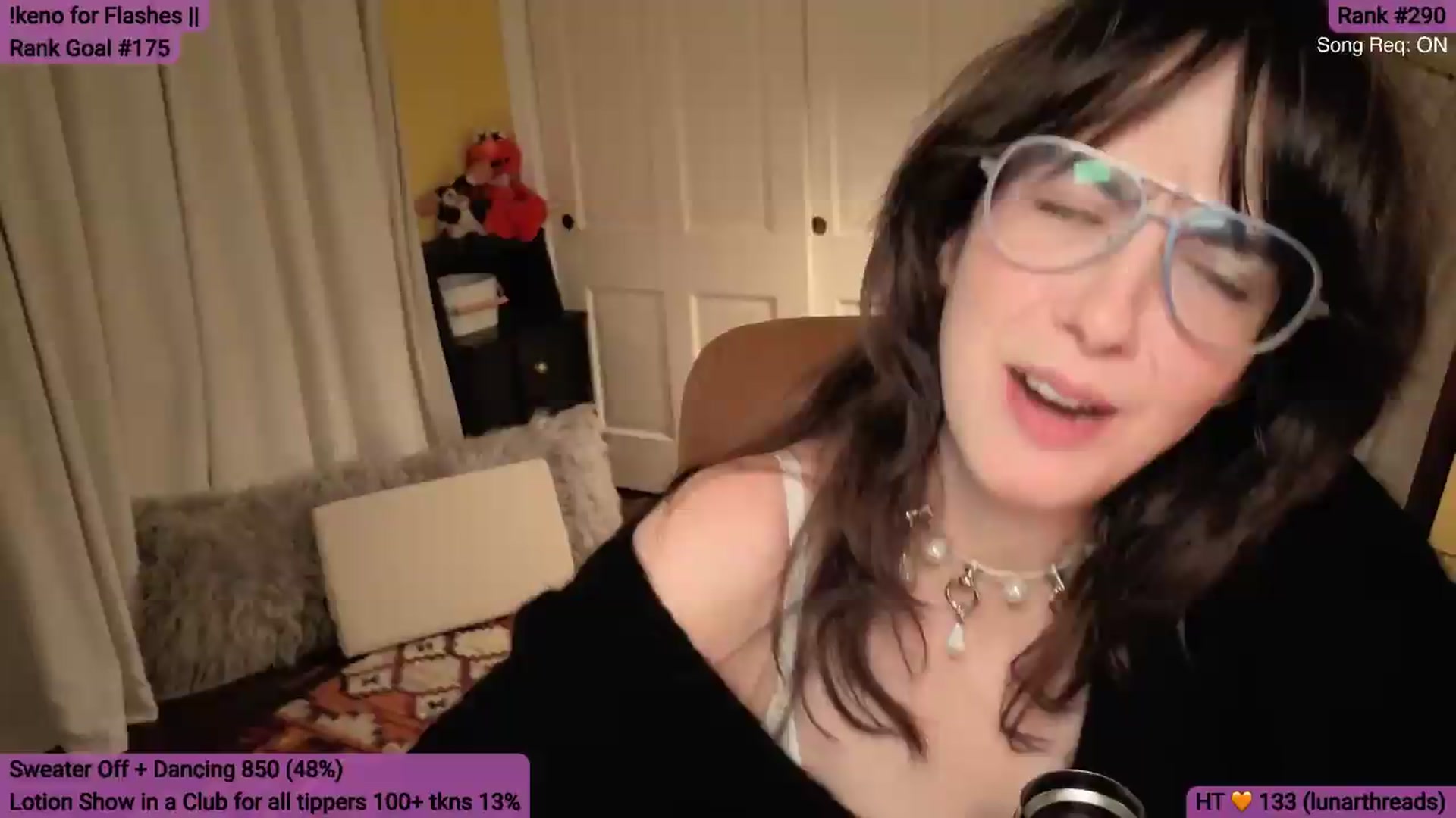 Gallery image thumbnail from Yarrow's myfreecams stream on, 06/11/2026, 04:06 image 5 of 20