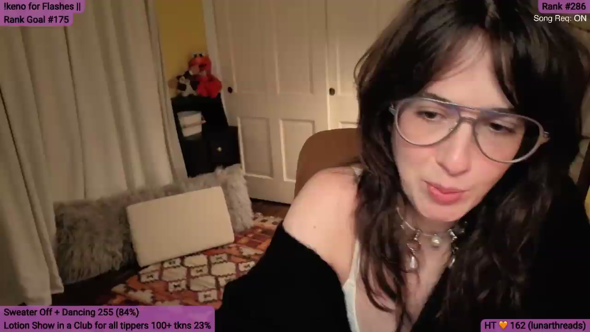 Gallery image thumbnail from Yarrow's myfreecams stream on, 06/11/2026, 04:06 image 10 of 20