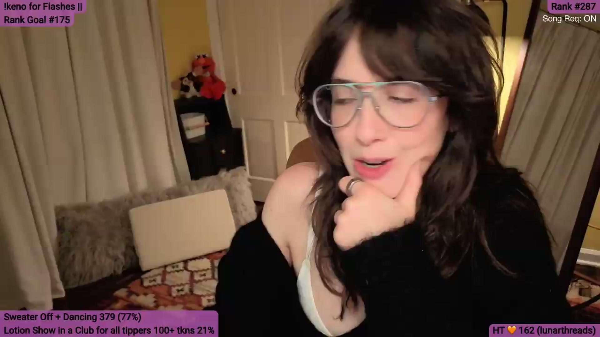 Gallery image thumbnail from Yarrow's myfreecams stream on, 06/11/2026, 04:06 image 8 of 20