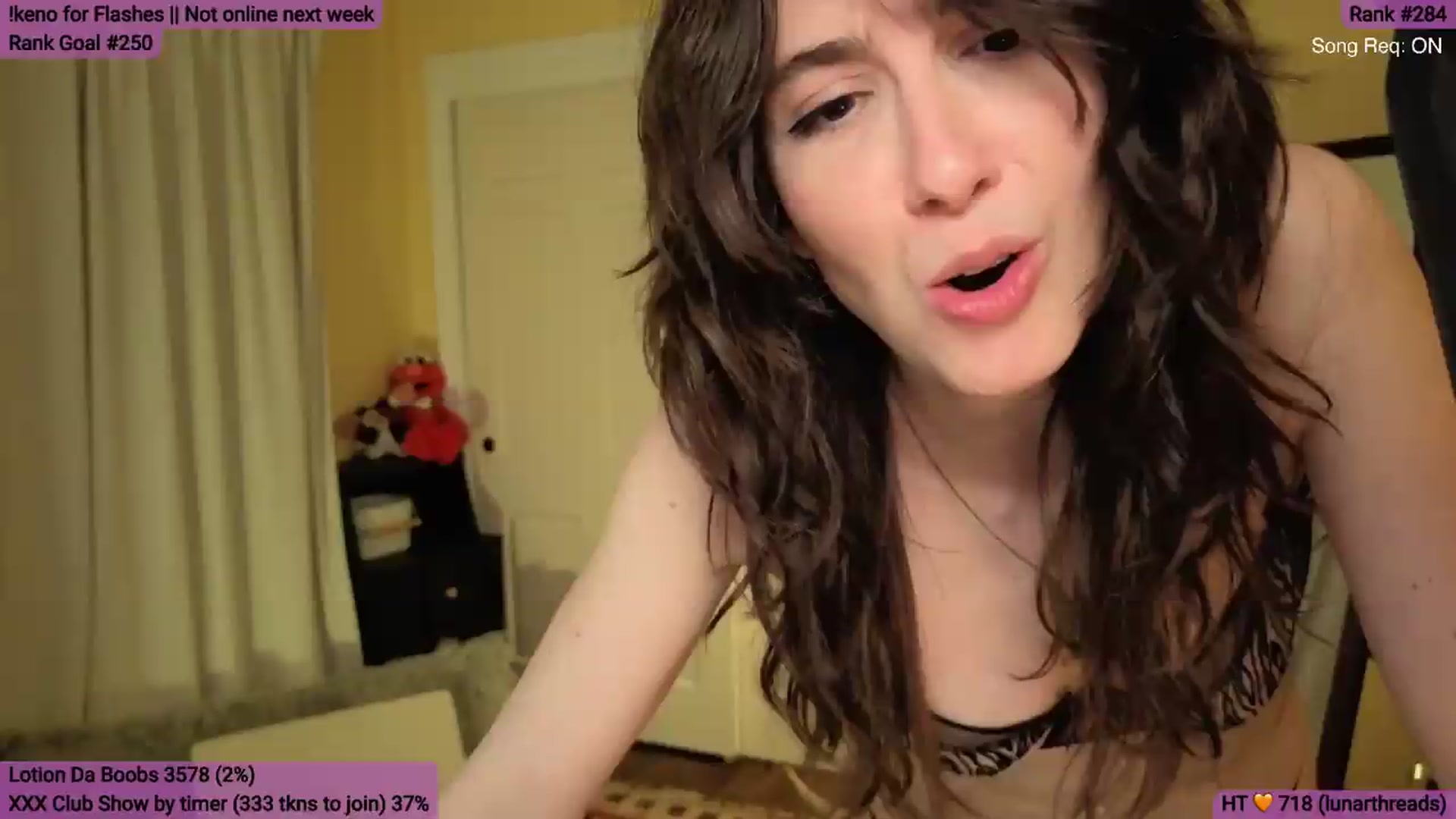 Gallery image thumbnail from Yarrow's myfreecams stream on, 06/13/2026, 05:25 image 18 of 20