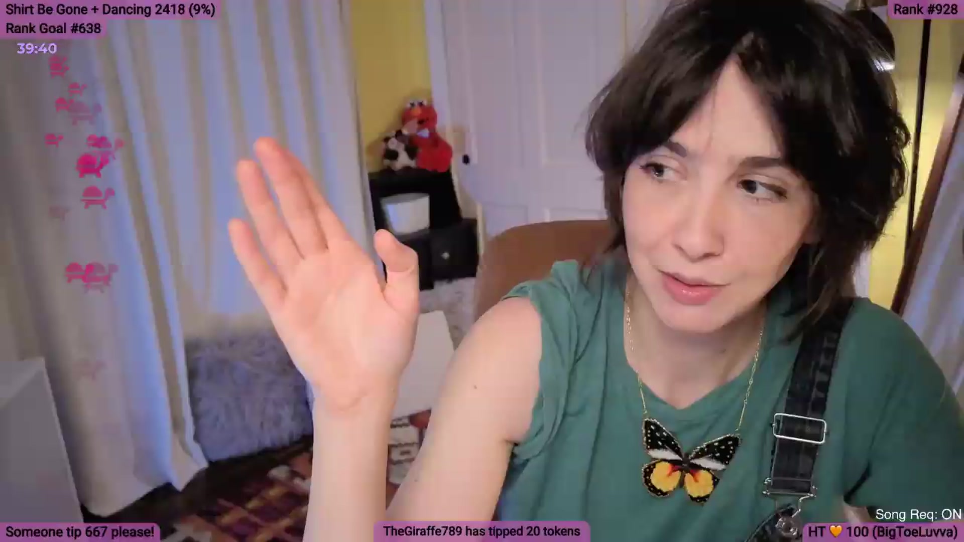 Gallery image thumbnail from Yarrow's myfreecams stream on, 08/13/2026, 03:16 image 15 of 20
