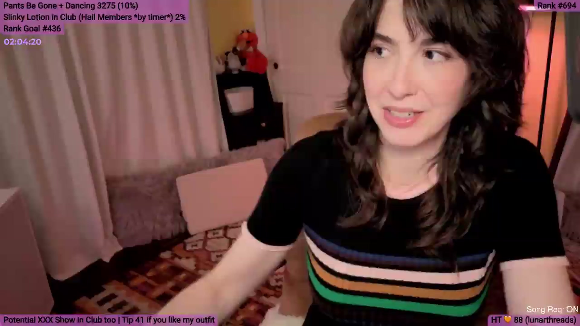 Gallery image thumbnail from Yarrow's myfreecams stream on, 08/22/2026, 02:36 image 16 of 20