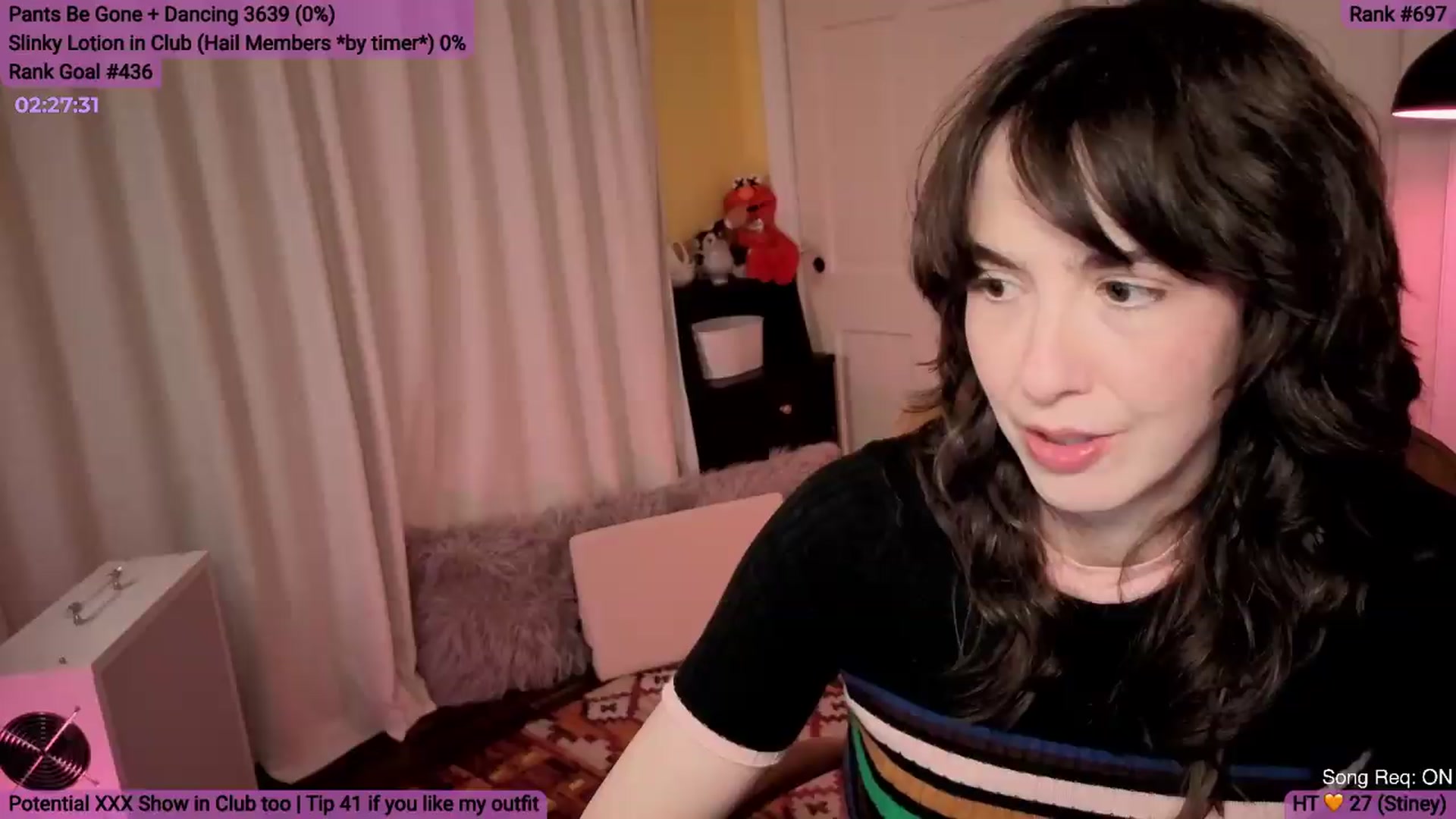Gallery image thumbnail from Yarrow's myfreecams stream on, 08/22/2026, 02:36 image 3 of 20