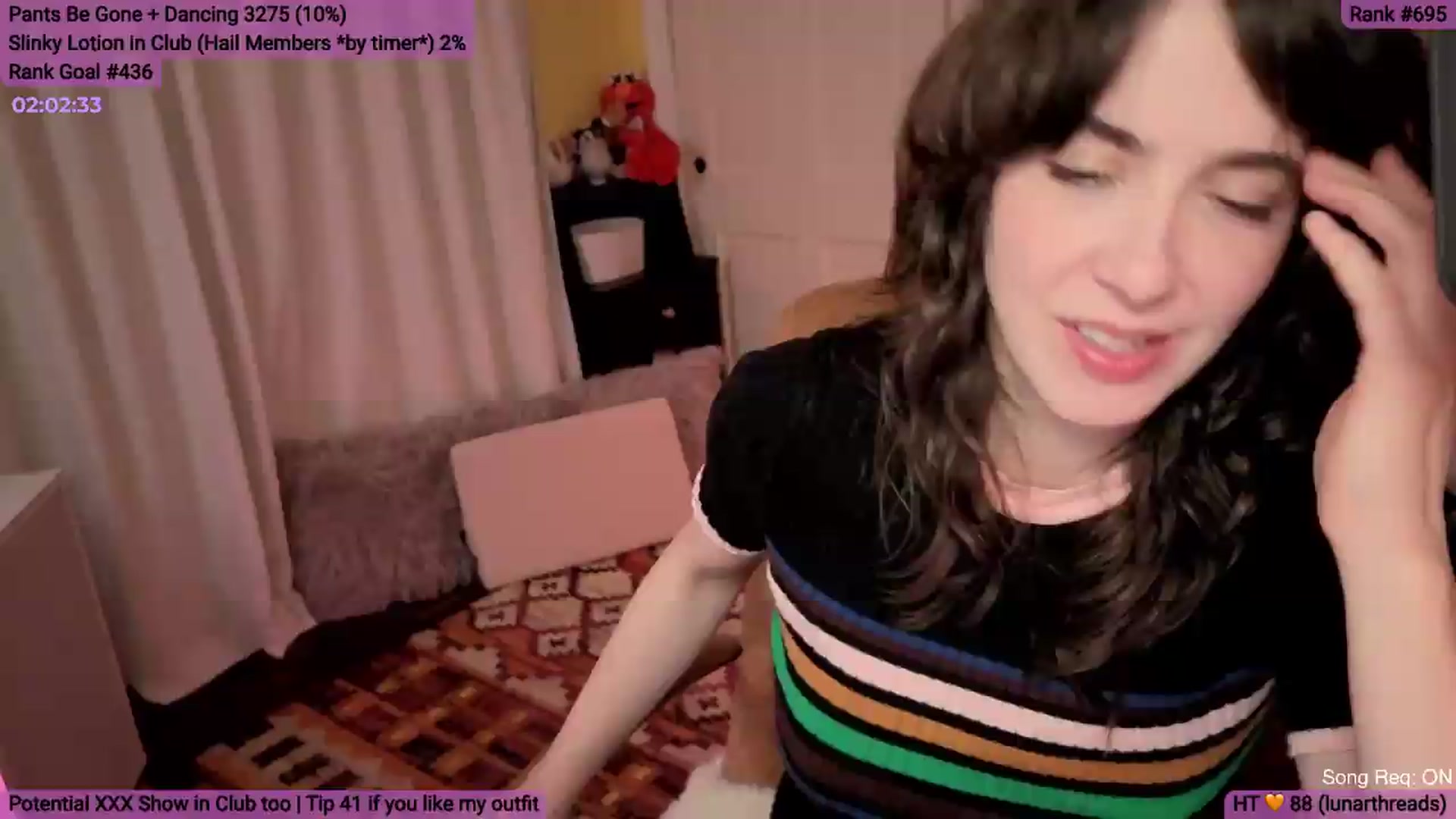 Gallery image thumbnail from Yarrow's myfreecams stream on, 08/22/2026, 02:36 image 17 of 20