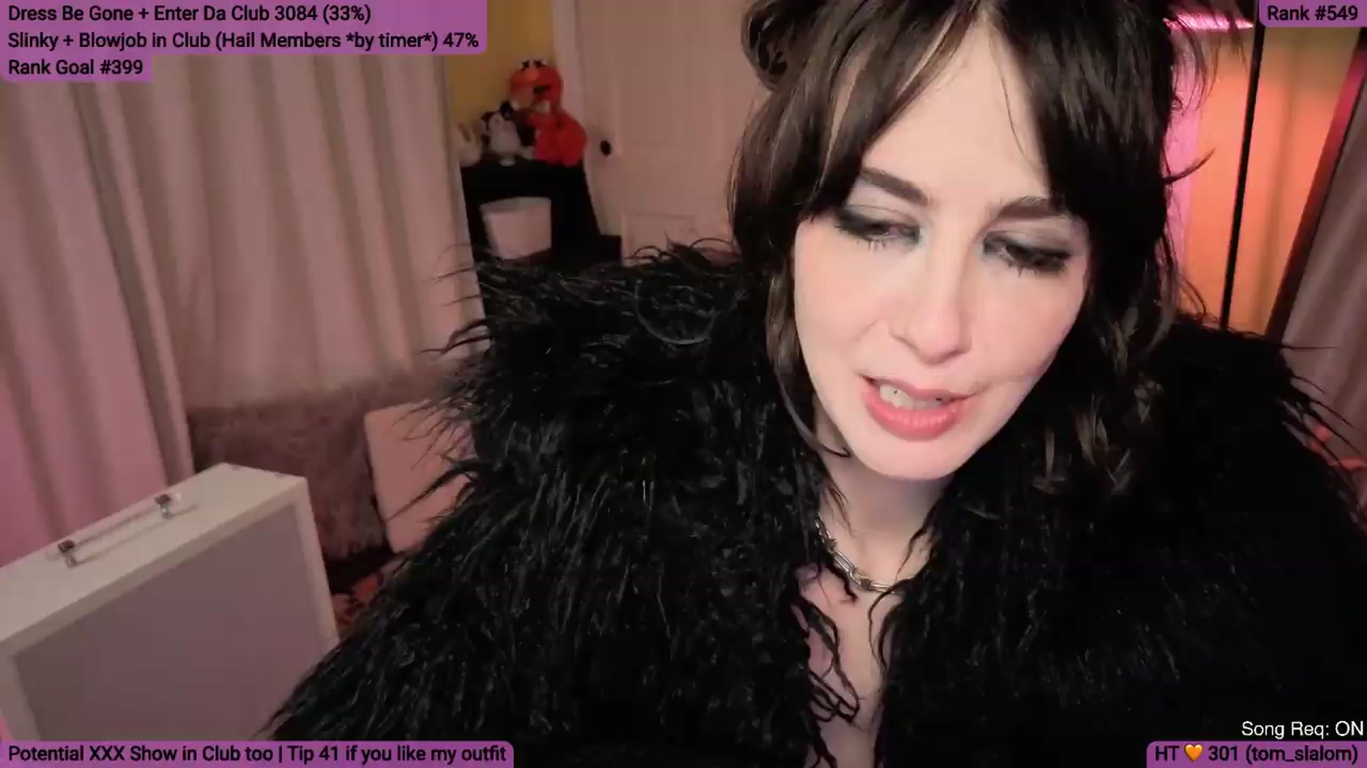 Gallery image thumbnail from Yarrow's myfreecams stream on, 08/23/2026, 04:06 image 2 of 20