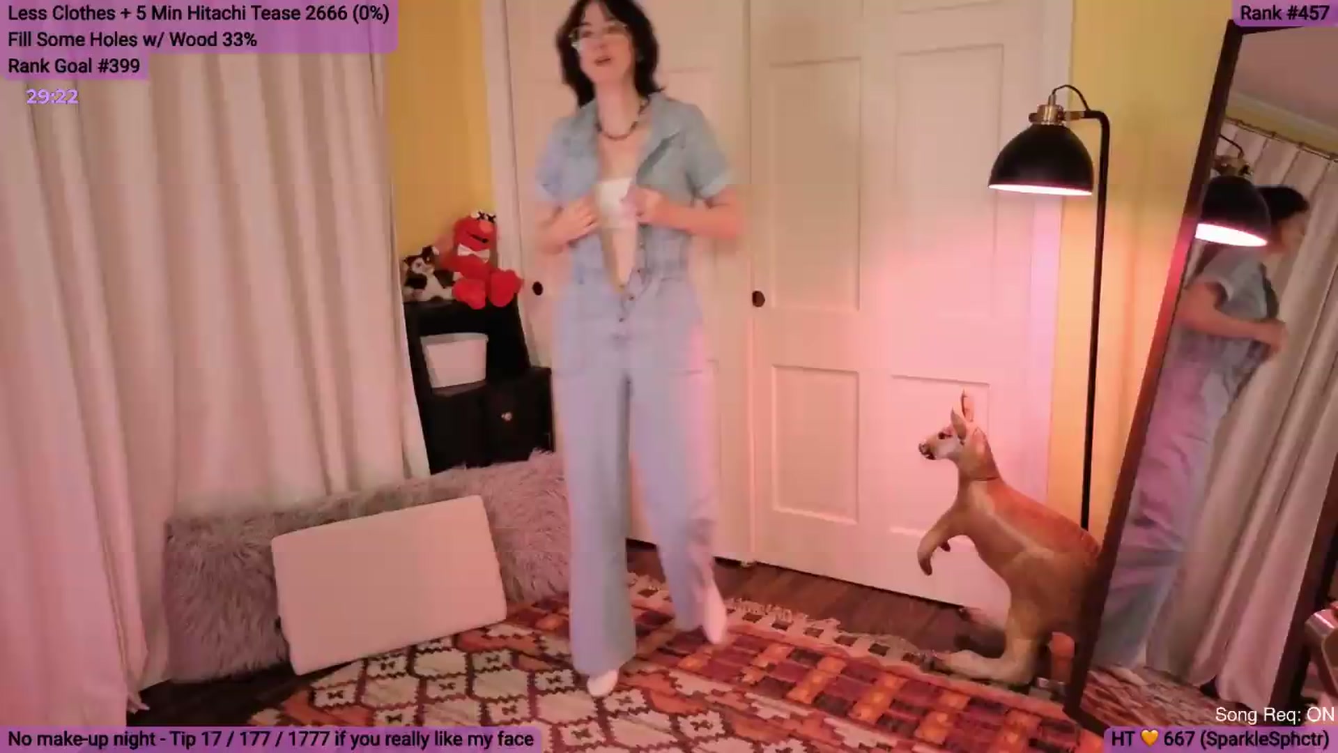 Gallery image thumbnail from Yarrow's myfreecams stream on, 08/27/2026, 04:51 image 17 of 20