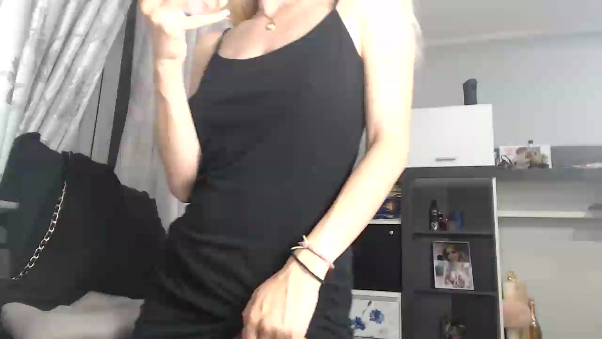 Gallery image thumbnail from YaseminFit's myfreecams stream on, 06/15/2026, 01:01 image 1 of 20