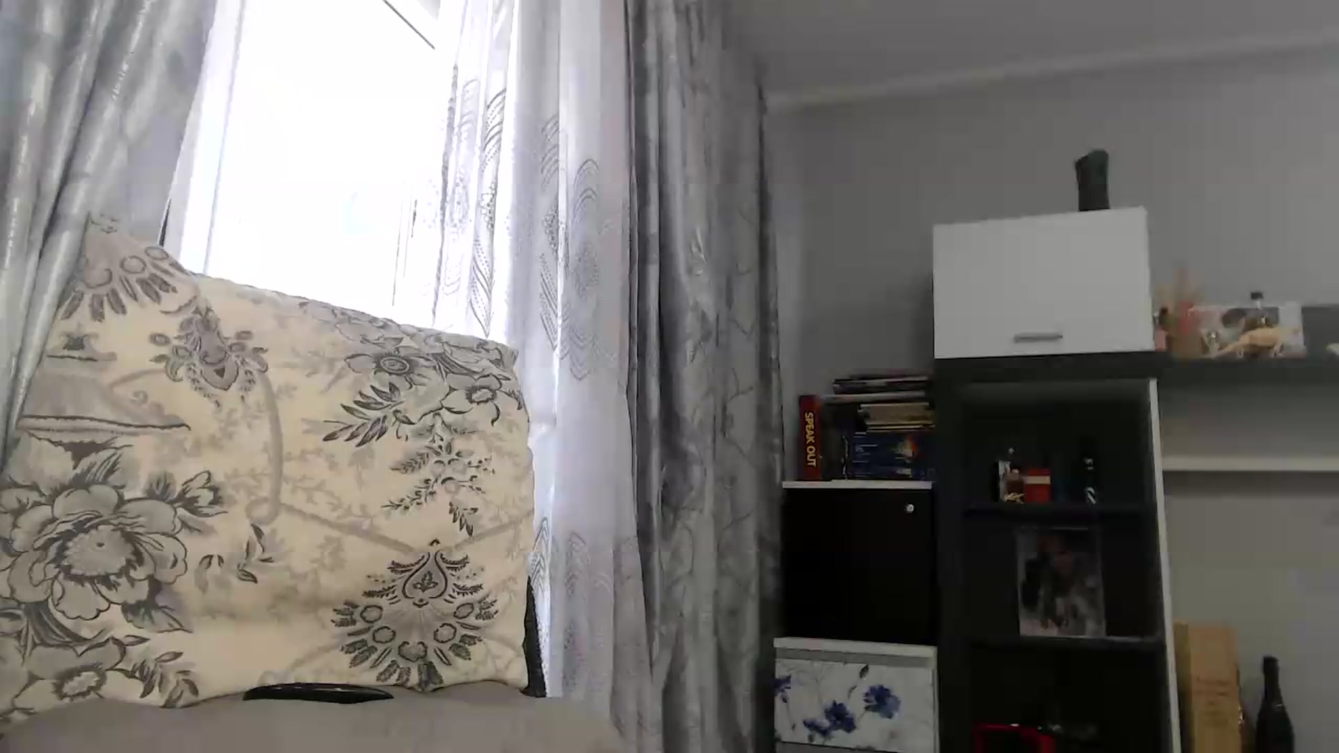 Gallery image thumbnail from YaseminFit's myfreecams stream on, 08/10/2026, 07:26 image 12 of 20