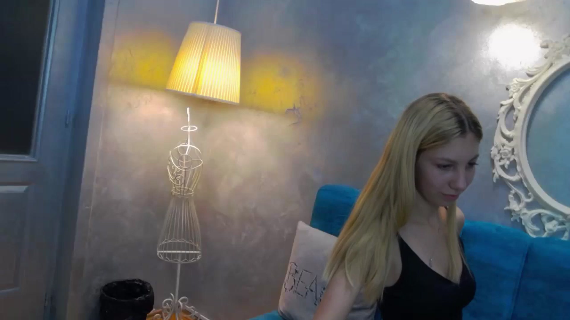 Gallery image thumbnail from Yasemina's myfreecams stream on, 11/20/2023, 15:50 image 8 of 20