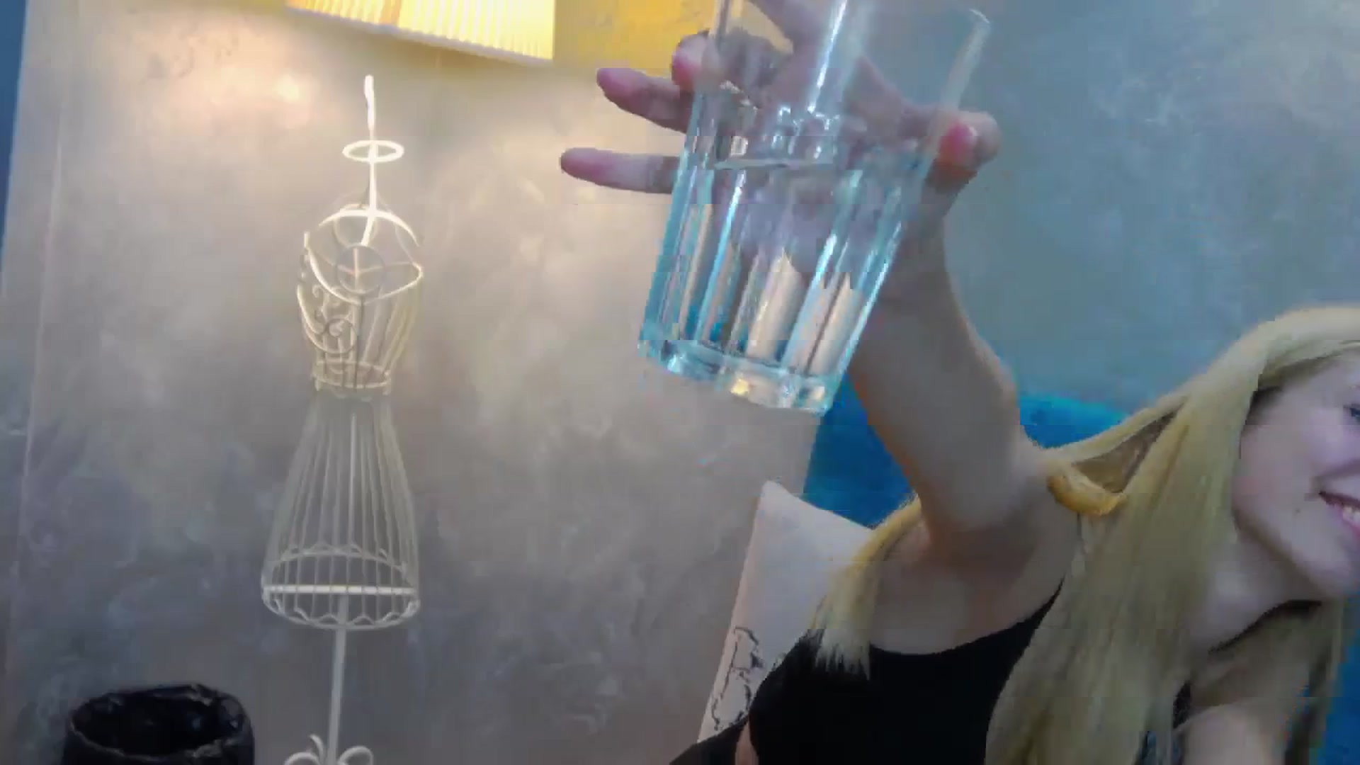 Gallery image thumbnail from Yasemina's myfreecams stream on, 11/20/2023, 15:50 image 17 of 20