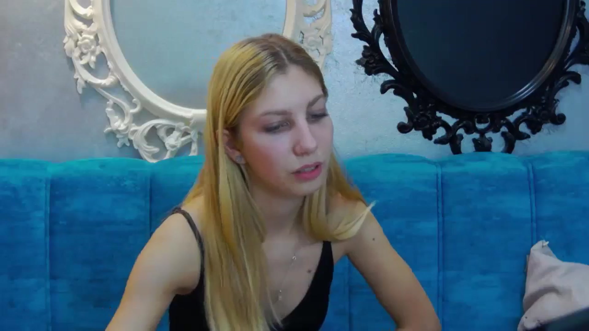 Gallery image thumbnail from Yasemina's myfreecams stream on, 11/20/2023, 15:50 image 3 of 20