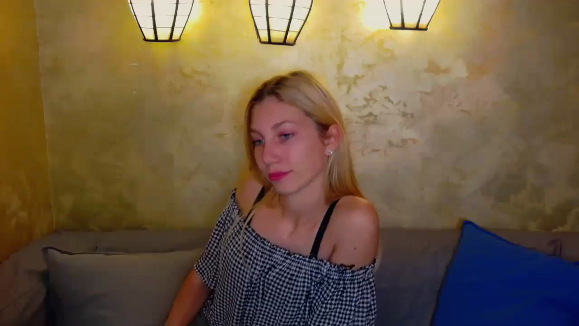Gallery image thumbnail from Yasemina's myfreecams stream on, 11/25/2023, 18:37 image 20 of 20