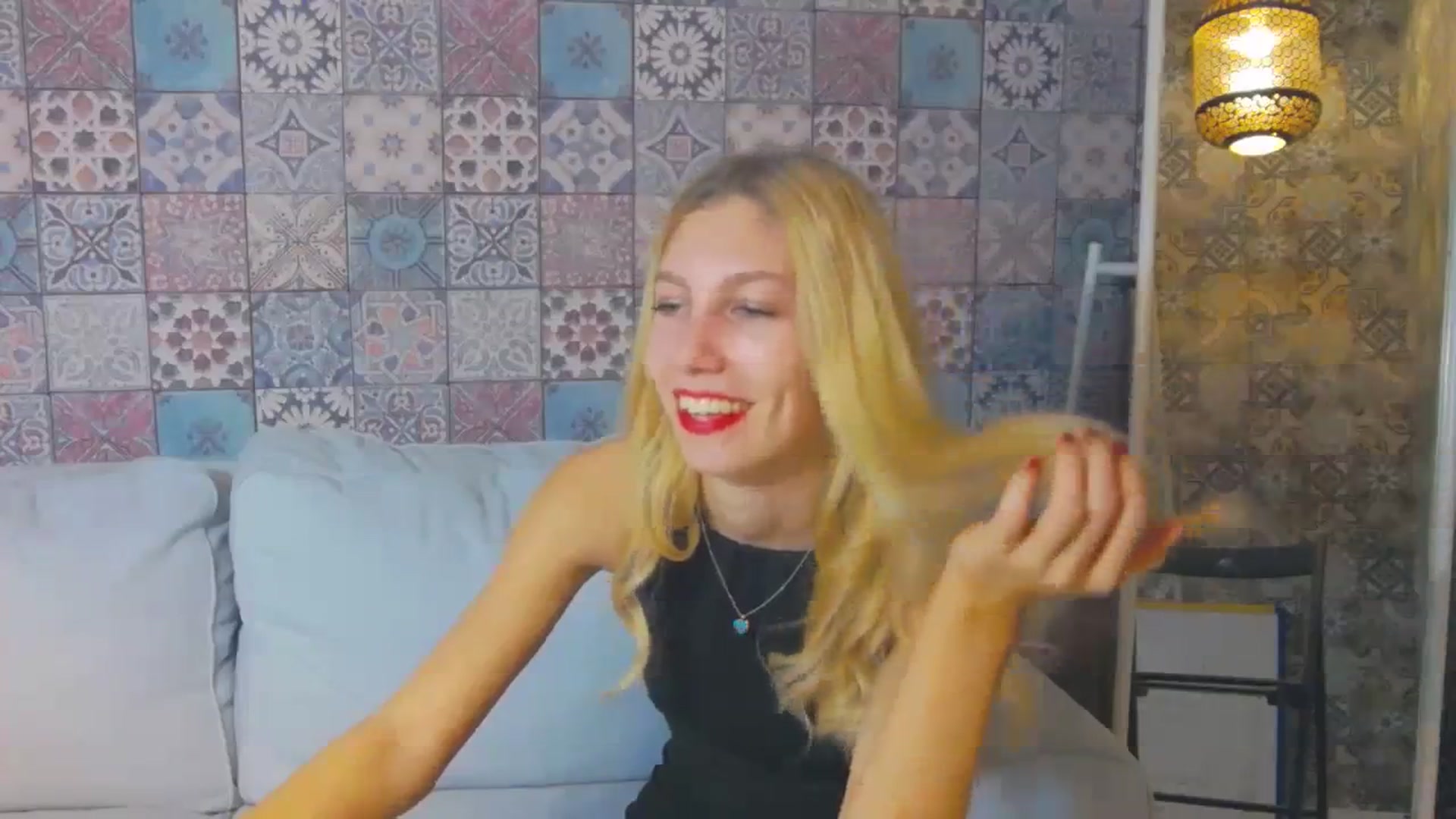 Gallery image thumbnail from Yasemina's myfreecams stream on, 12/01/2023, 18:44 image 17 of 20