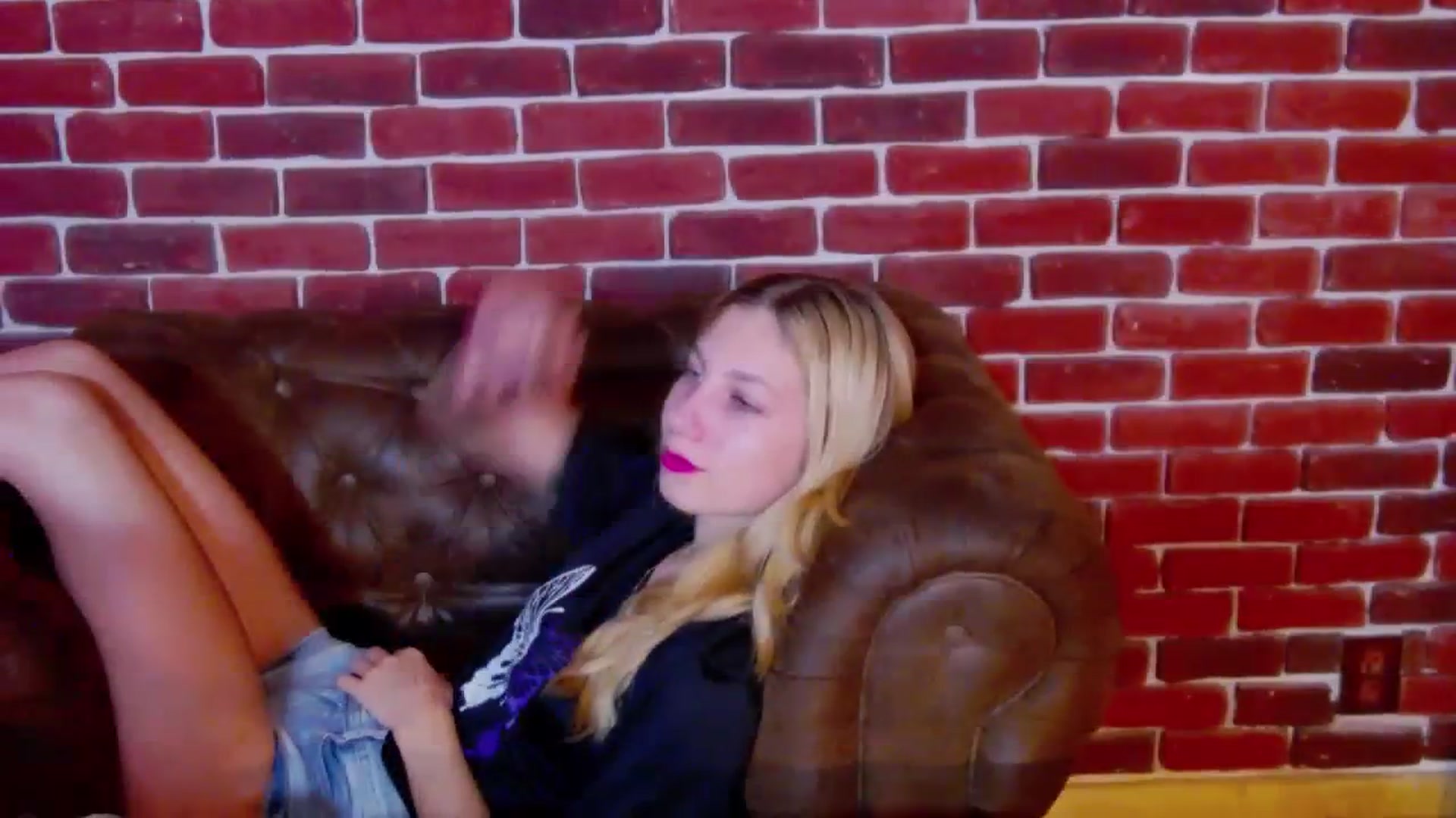 Gallery image thumbnail from Yasemina's myfreecams stream on, 12/04/2023, 19:14 image 11 of 20