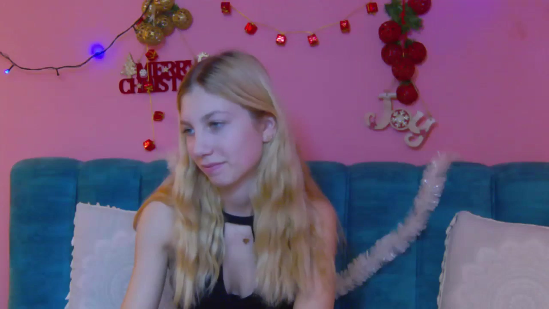 Gallery image thumbnail from Yasemina's myfreecams stream on, 12/11/2023, 13:07 image 13 of 20