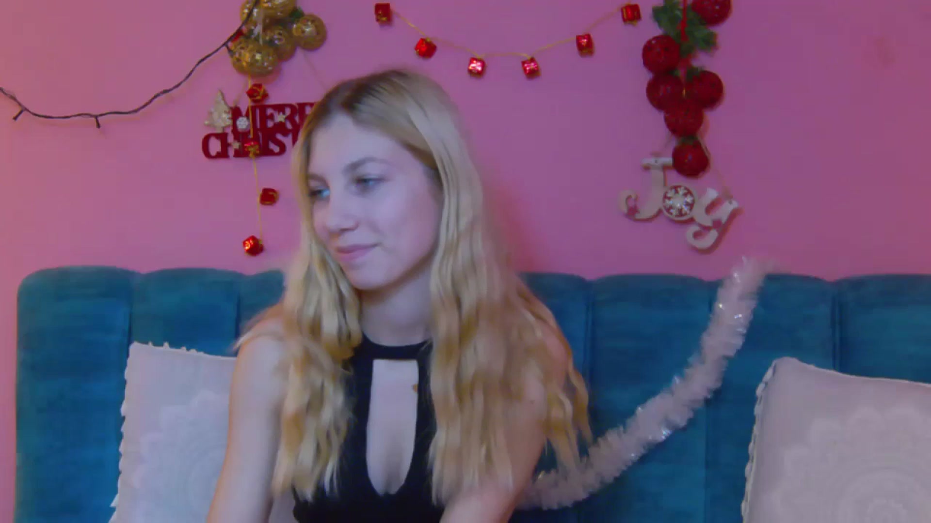 Gallery image thumbnail from Yasemina's myfreecams stream on, 12/11/2023, 13:07 image 16 of 20