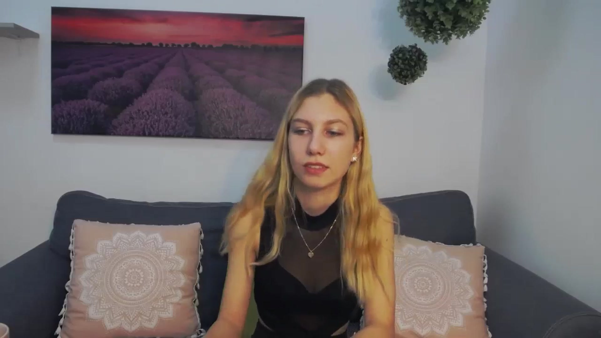 Gallery image thumbnail from Yasemina's myfreecams stream on, 12/12/2023, 15:18 image 8 of 20