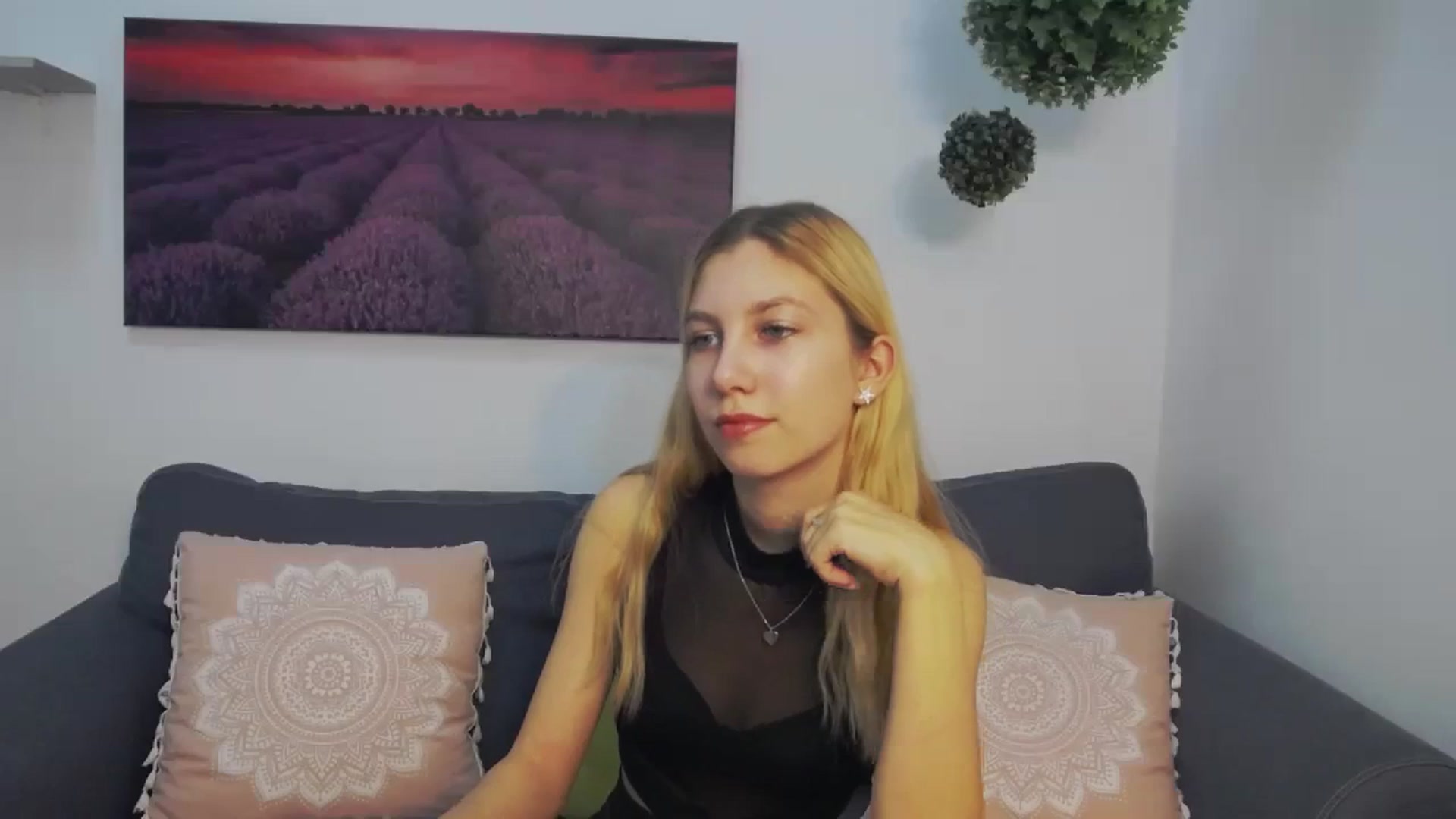 Gallery image thumbnail from Yasemina's myfreecams stream on, 12/12/2023, 15:18 image 4 of 20