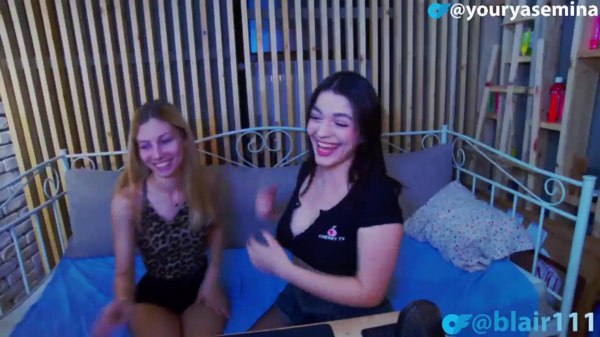 Gallery image thumbnail from Yasemina's myfreecams stream on, 12/21/2023, 15:33 image 15 of 20