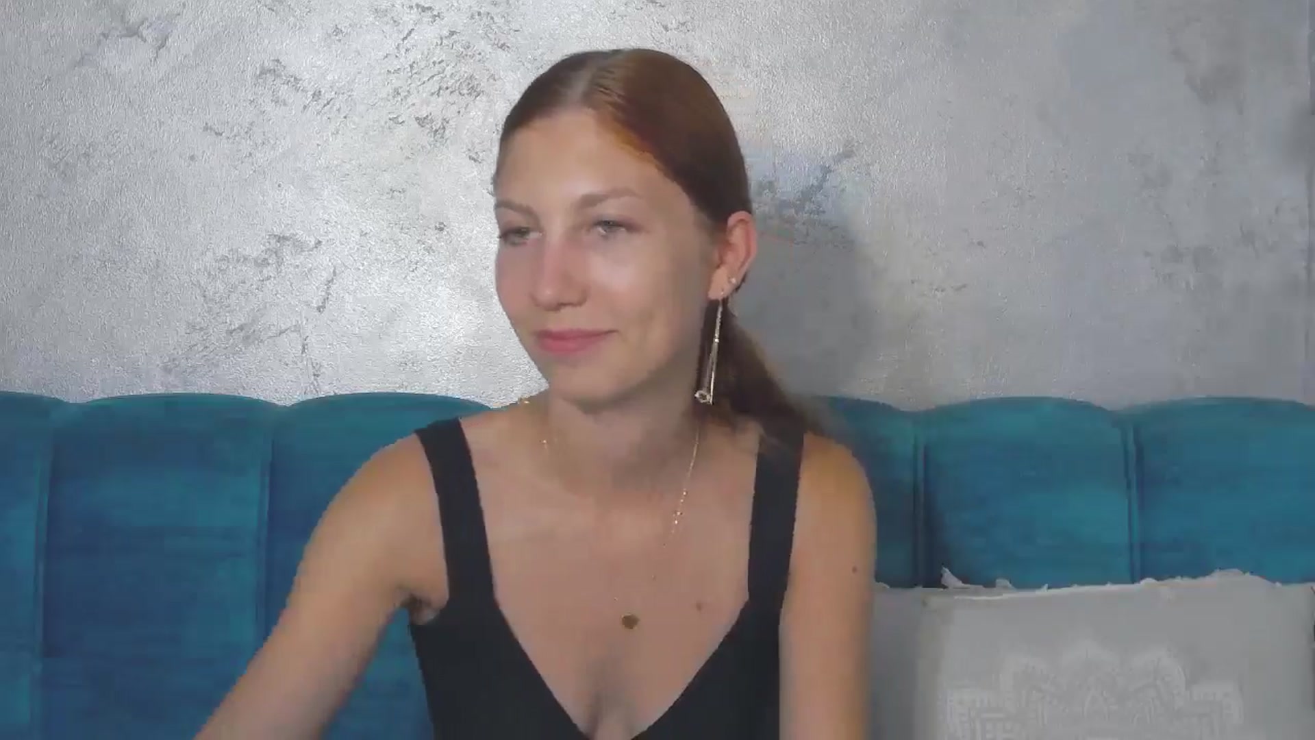 Gallery image thumbnail from Yasemina's myfreecams stream on, 07/31/2024, 11:03 image 18 of 20