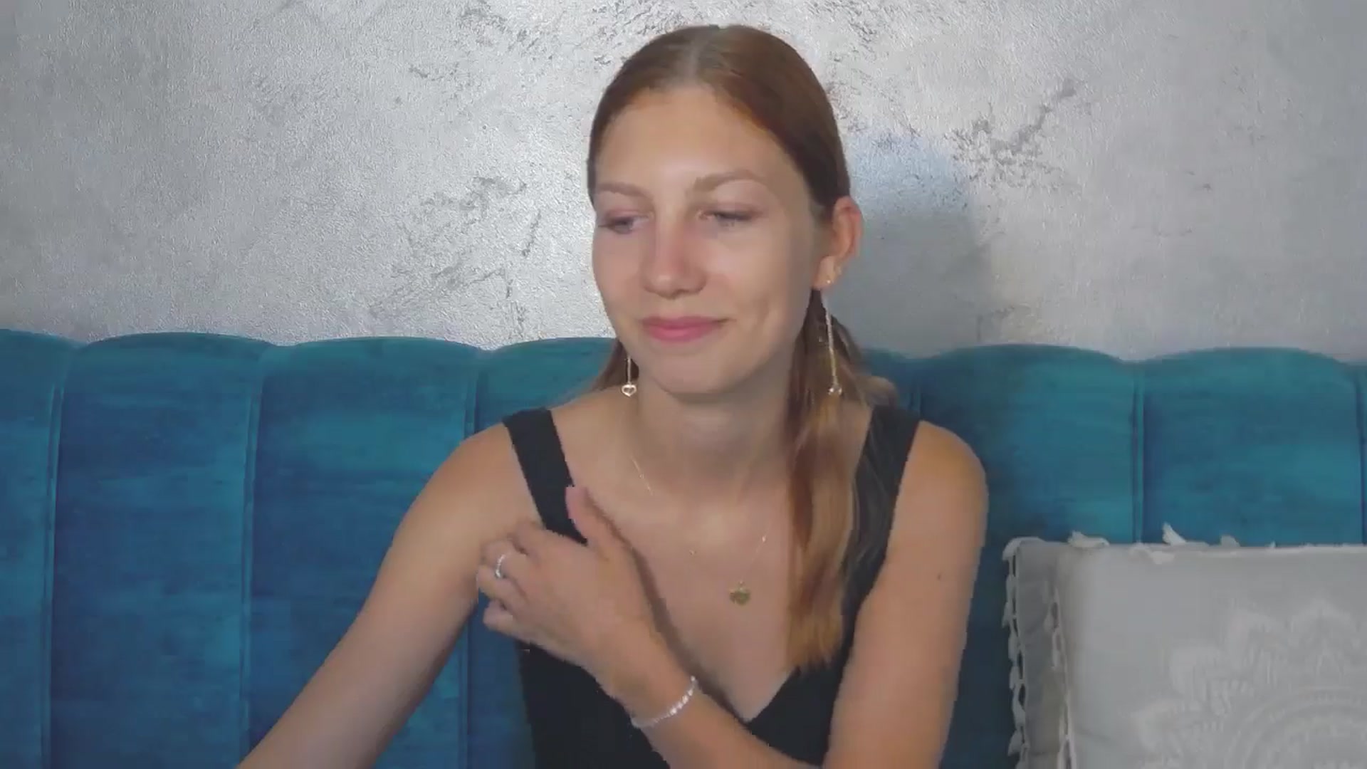 Gallery image thumbnail from Yasemina's myfreecams stream on, 07/31/2024, 12:07 image 11 of 20